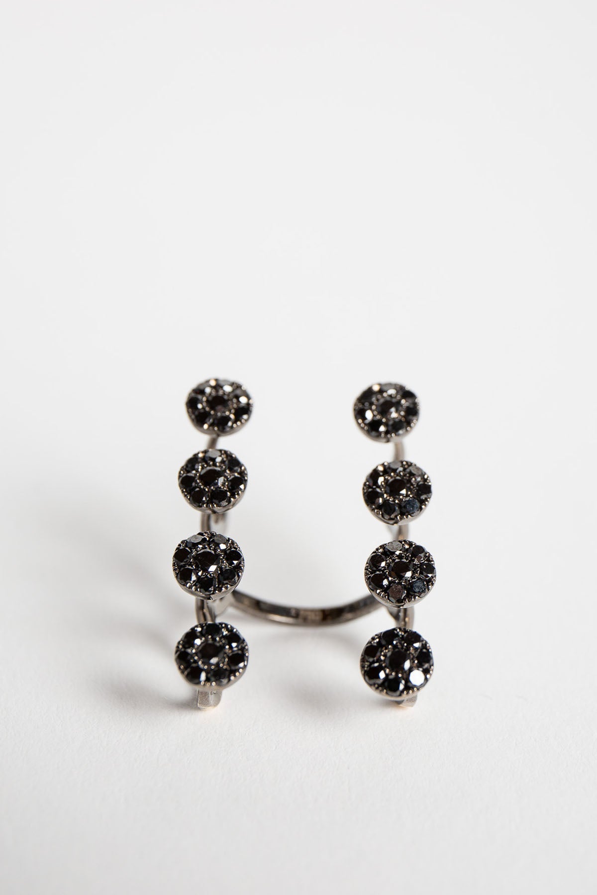 STEFERE | WHITE GOLD & BLACK DIAMOND RING