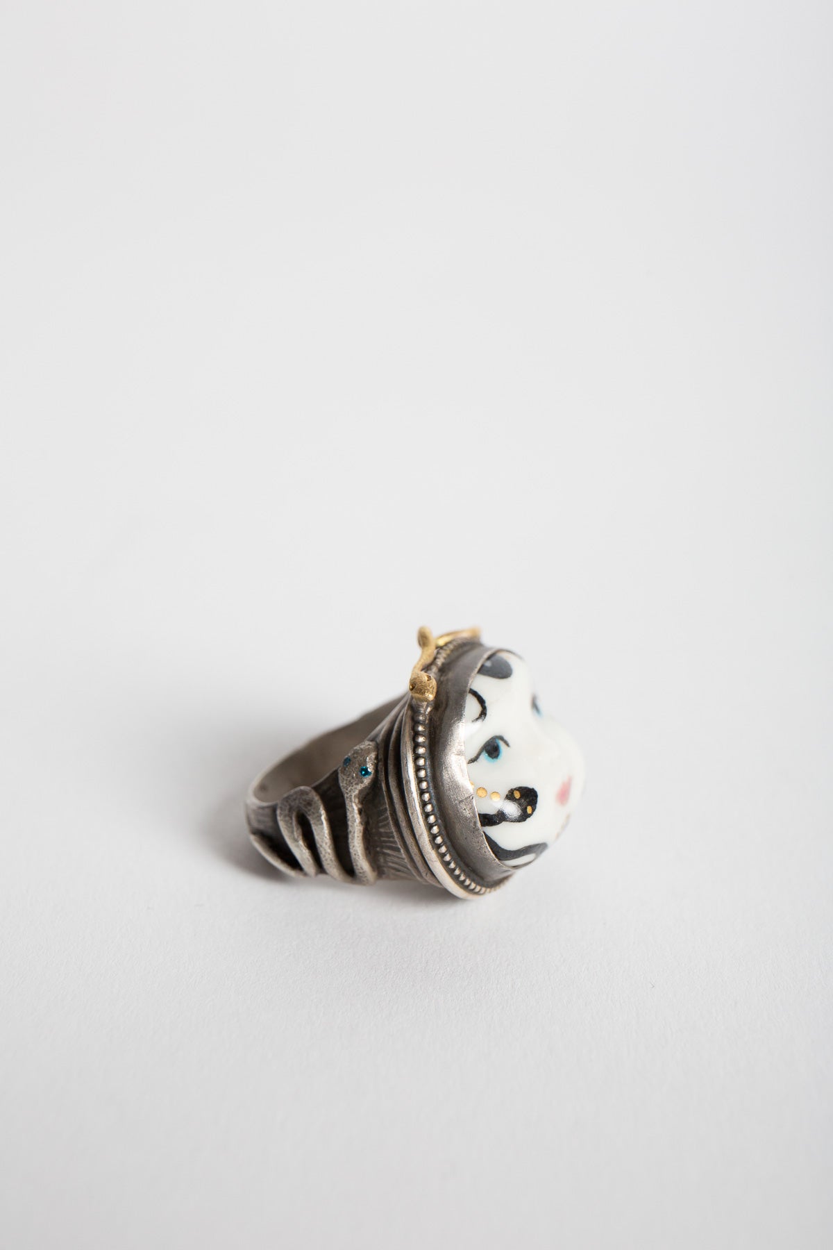 MELINDA RISK | MEDUSA DOLL RING