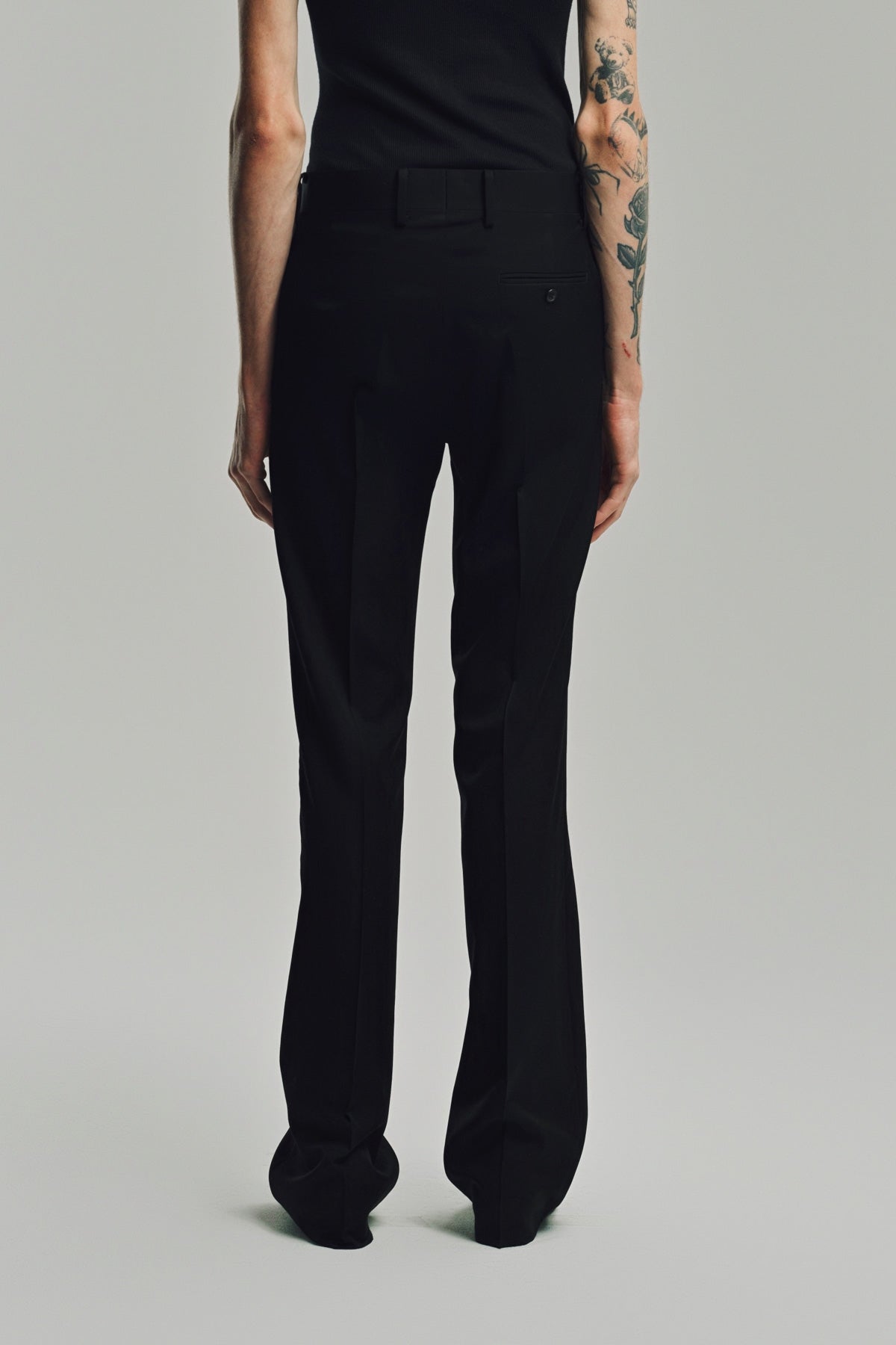 KYOSUKE KUNIMOTO | NOIR FLAT FRONT PANTS