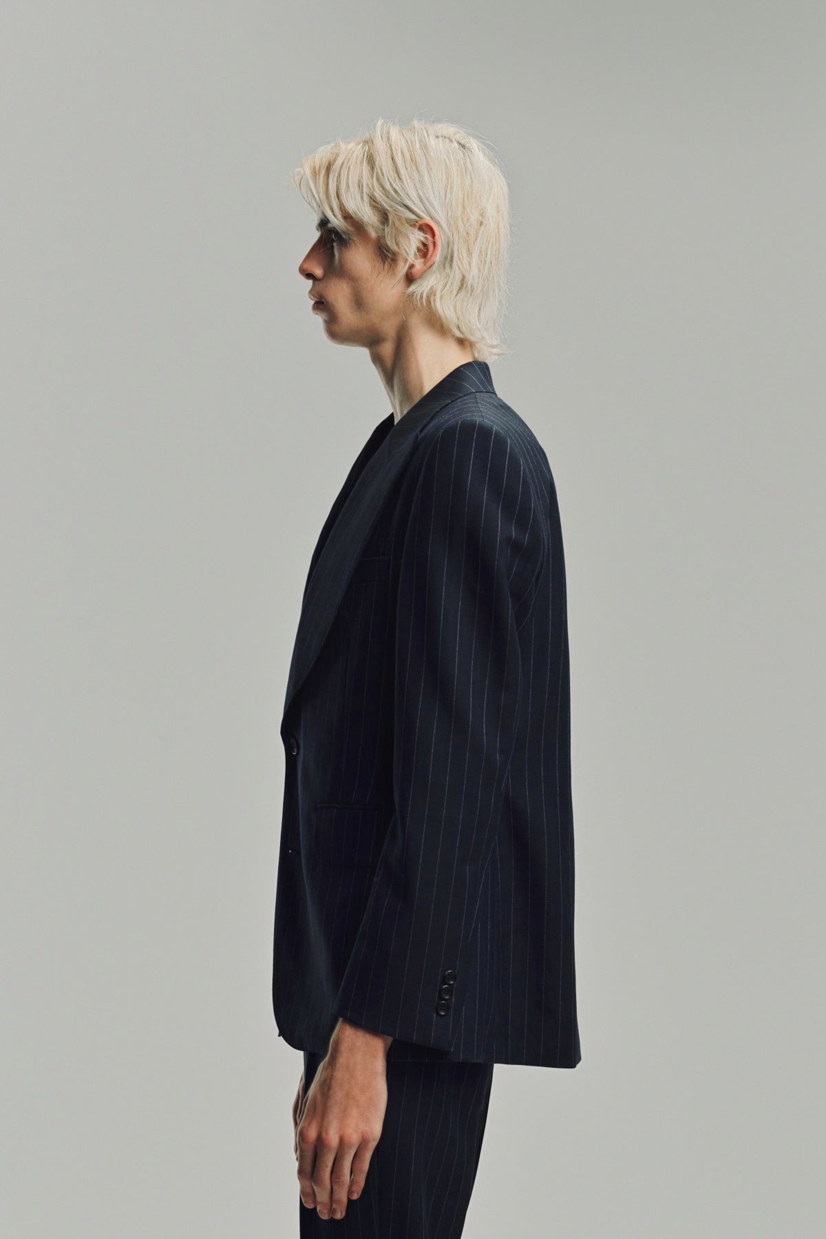 KYOSUKE KUNIMOTO | NAVY NOTCHED LAPEL JACKET