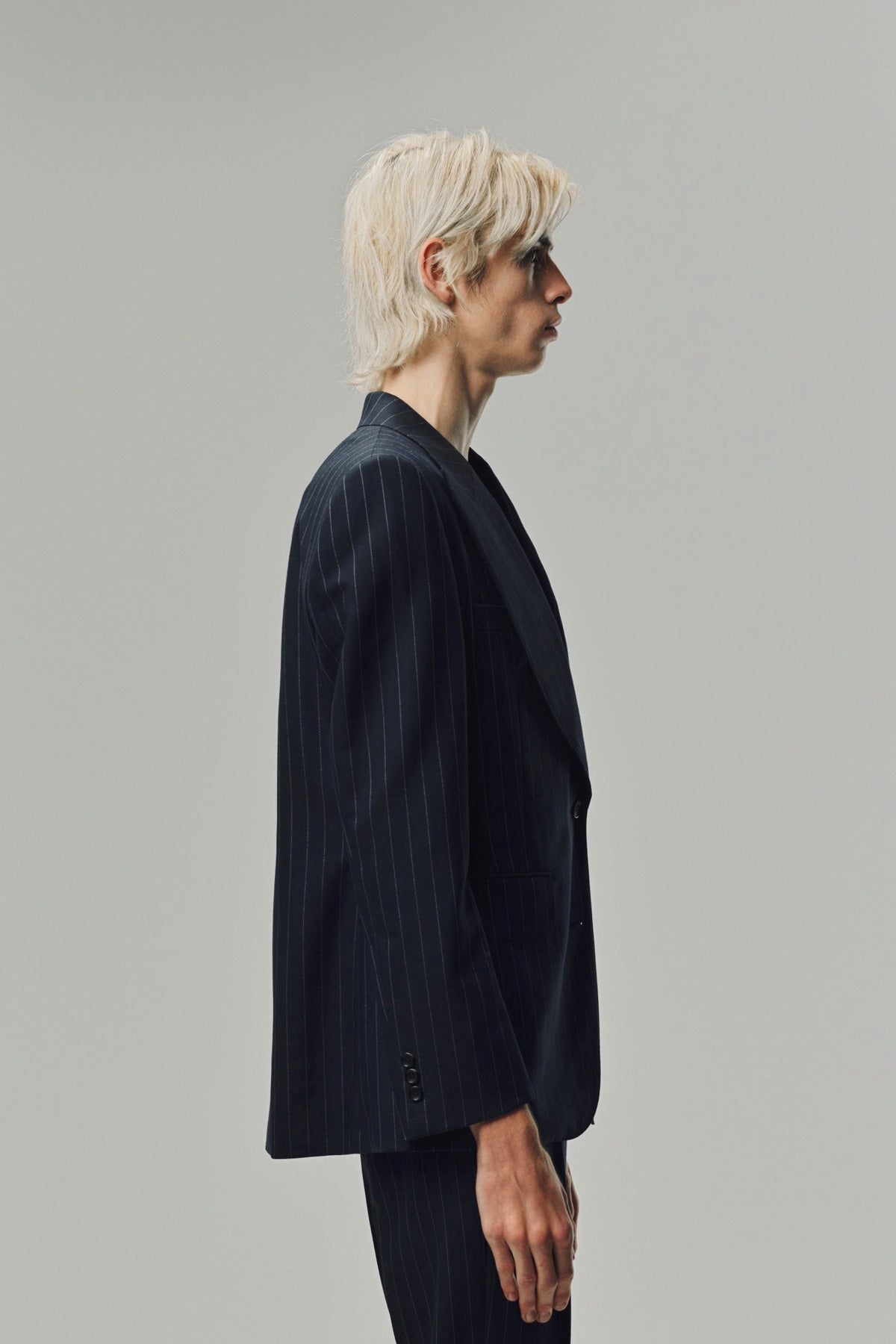 KYOSUKE KUNIMOTO | NAVY NOTCHED LAPEL JACKET