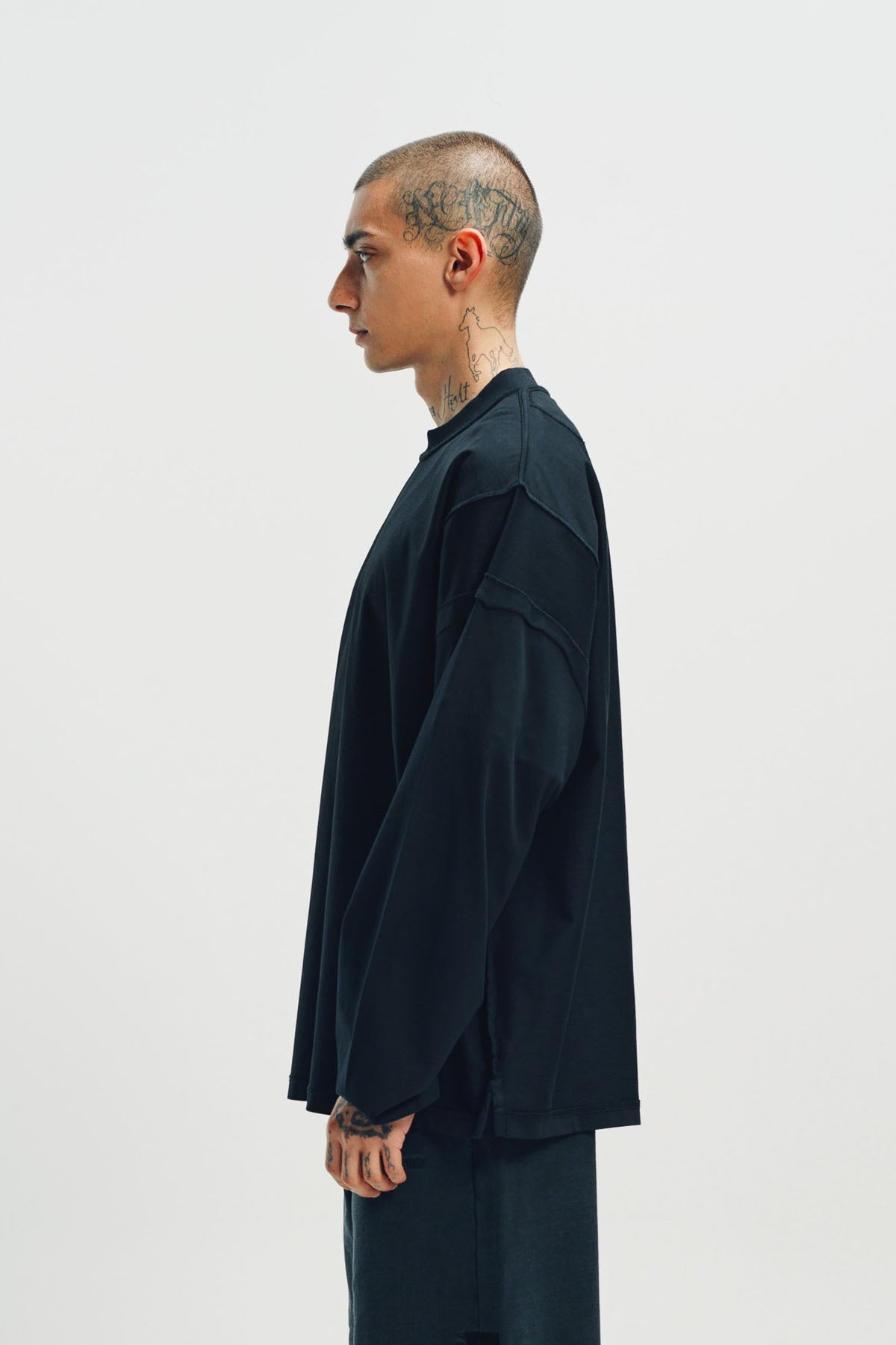 VETEMENTS | 'SHUT DOWN' EMBROIDERED REWORK LONG SLEEVE SHIRT