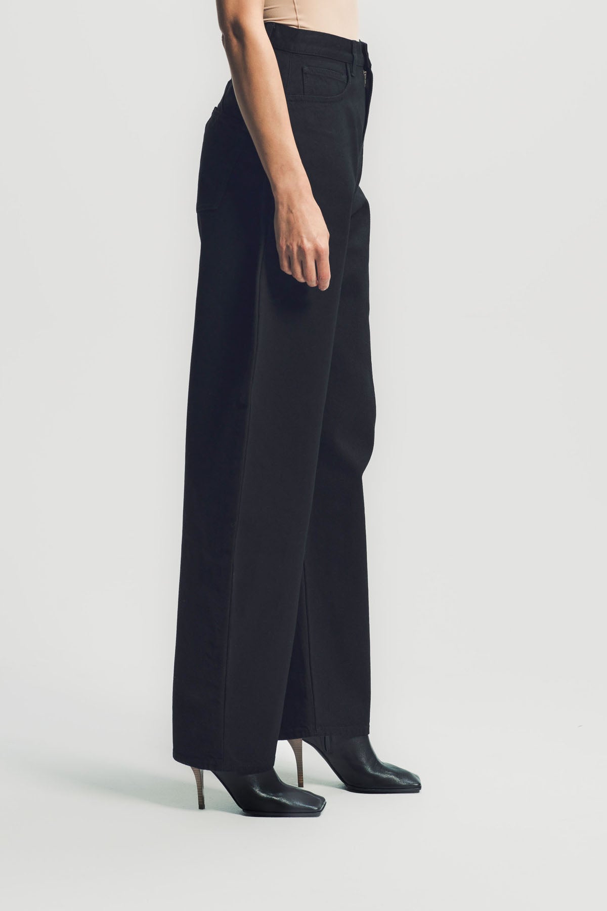 ALAÏA | ROUND DENIM PANTS