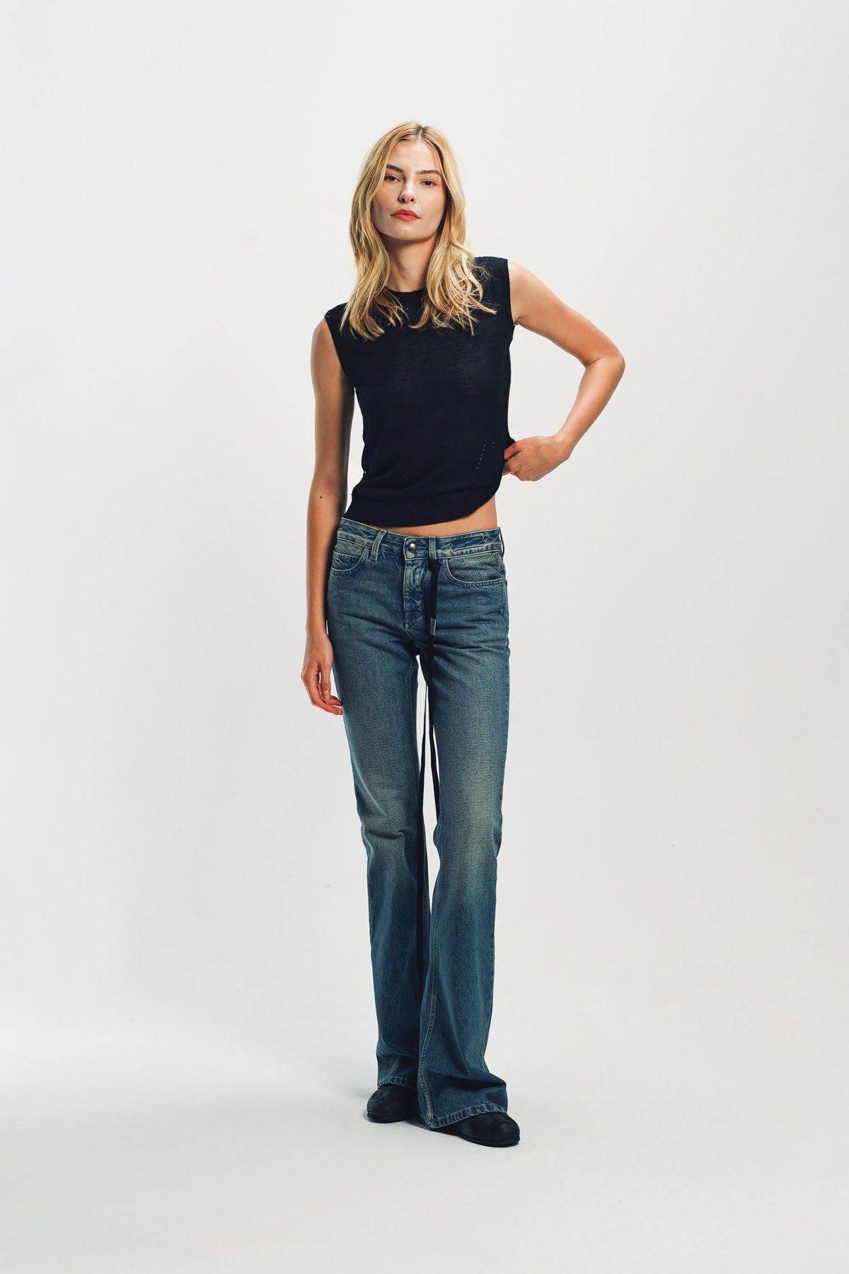 ANN DEMEULEMEESTER | ROKA SEAMLESS SLEEVELESS KNIT TOP