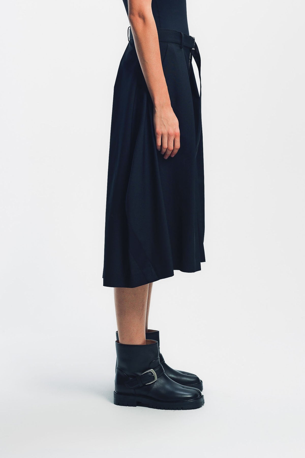 SACAI | SUITING PANTS