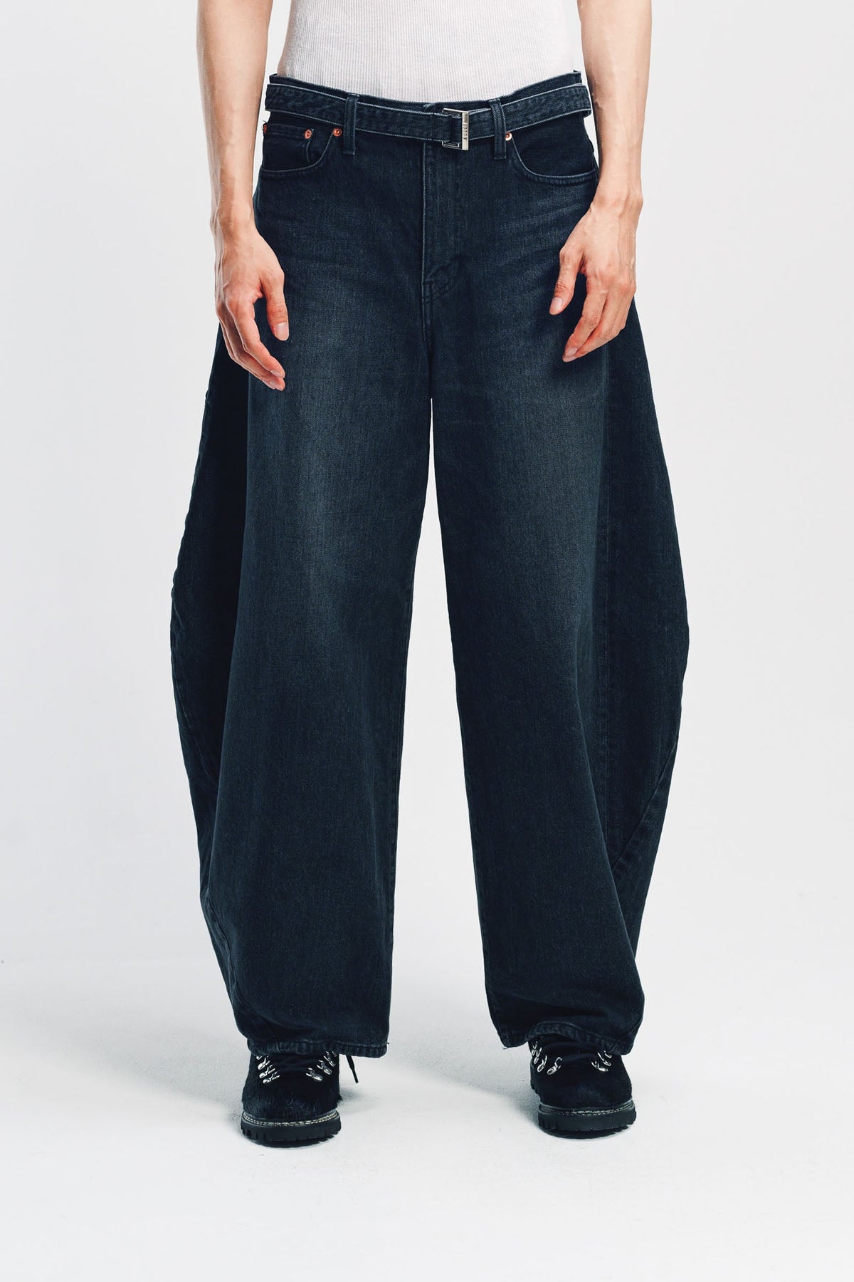 SACAI | DENIM PANTS