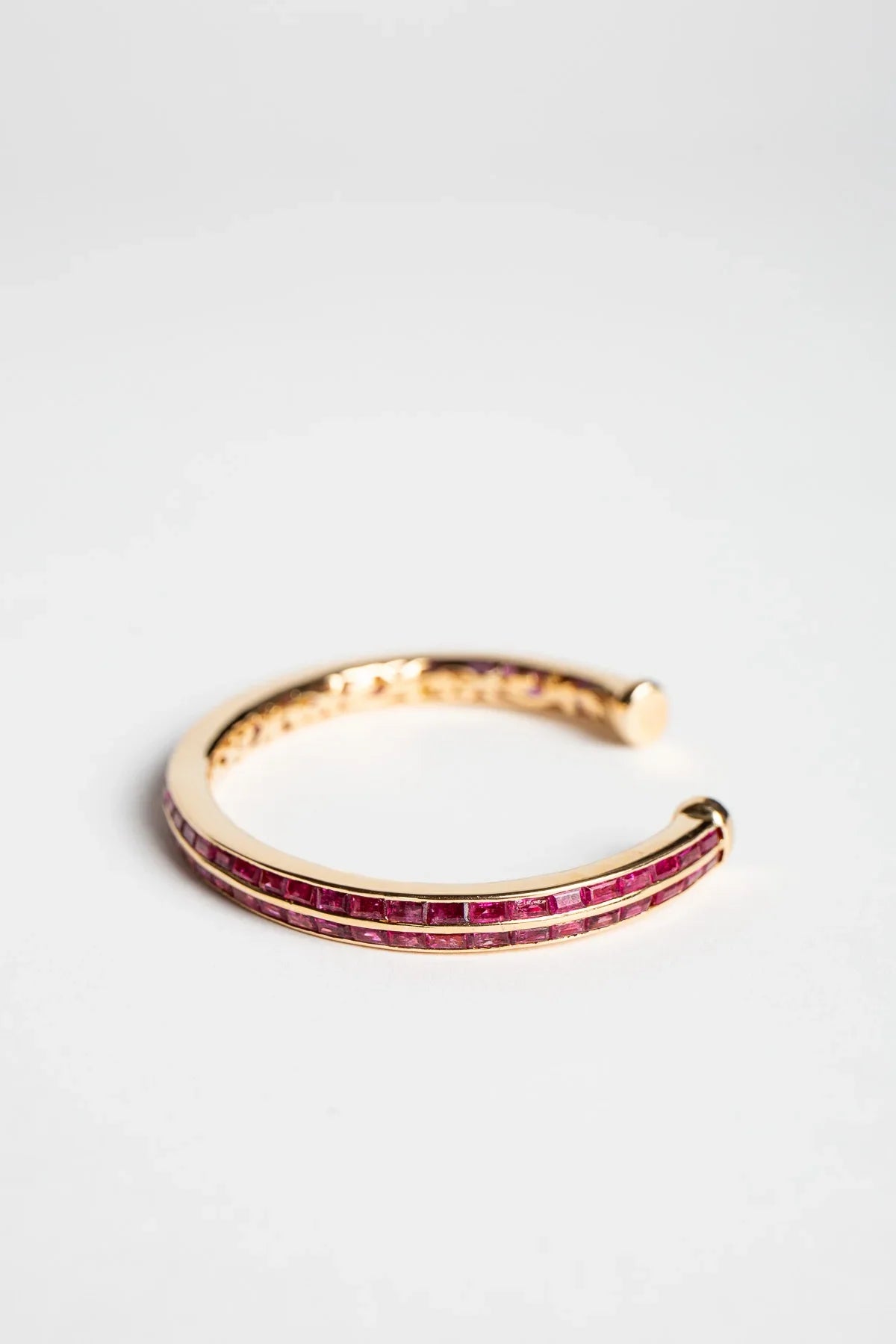 ADI HANDMADE | YELLOW GOLD AND RUBY BRACELET