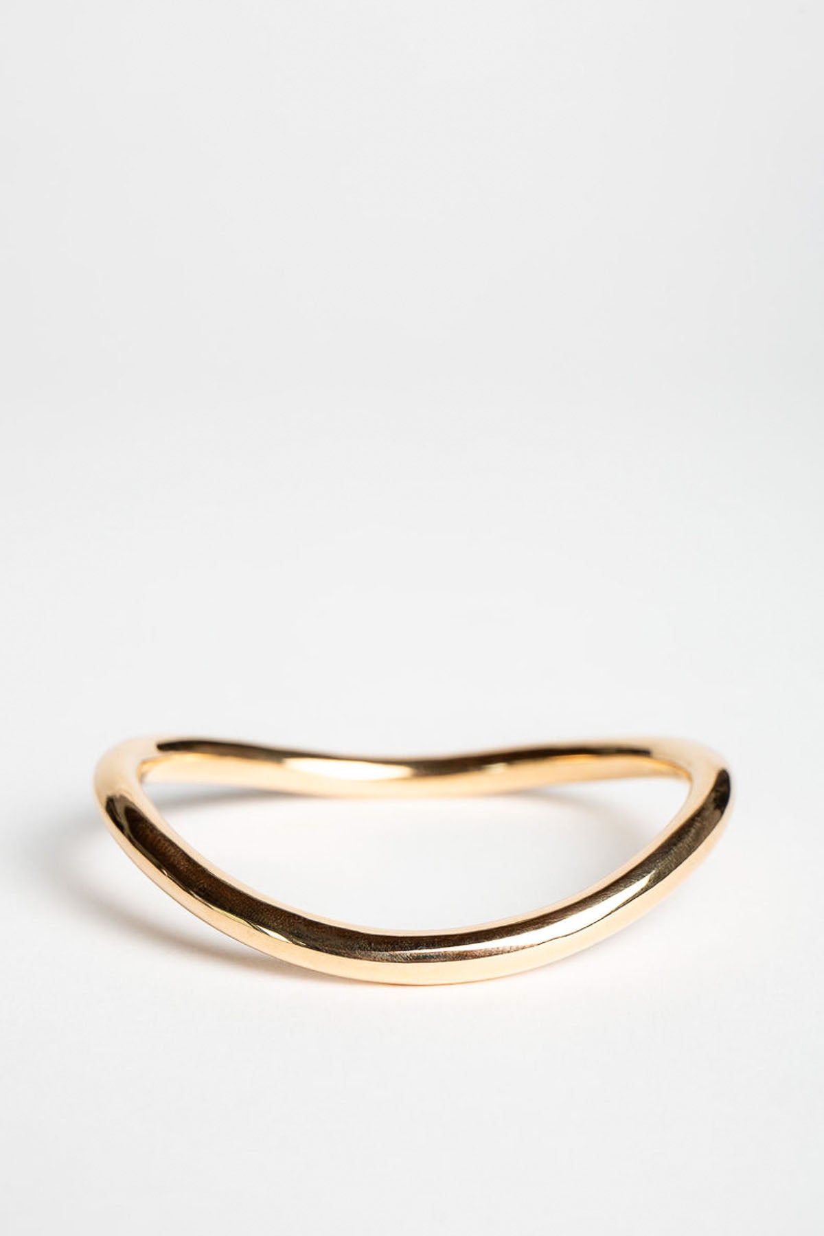 ADI HANDMADE | YELLOW GOLD ASYMMETRICAL BRACELET