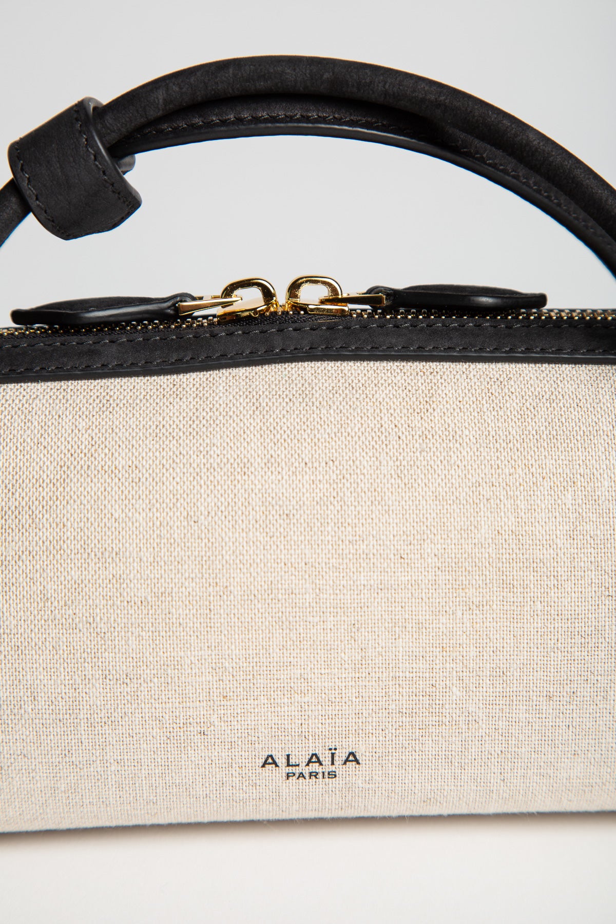 ALAÏA | LE TECKEL CLUTCH