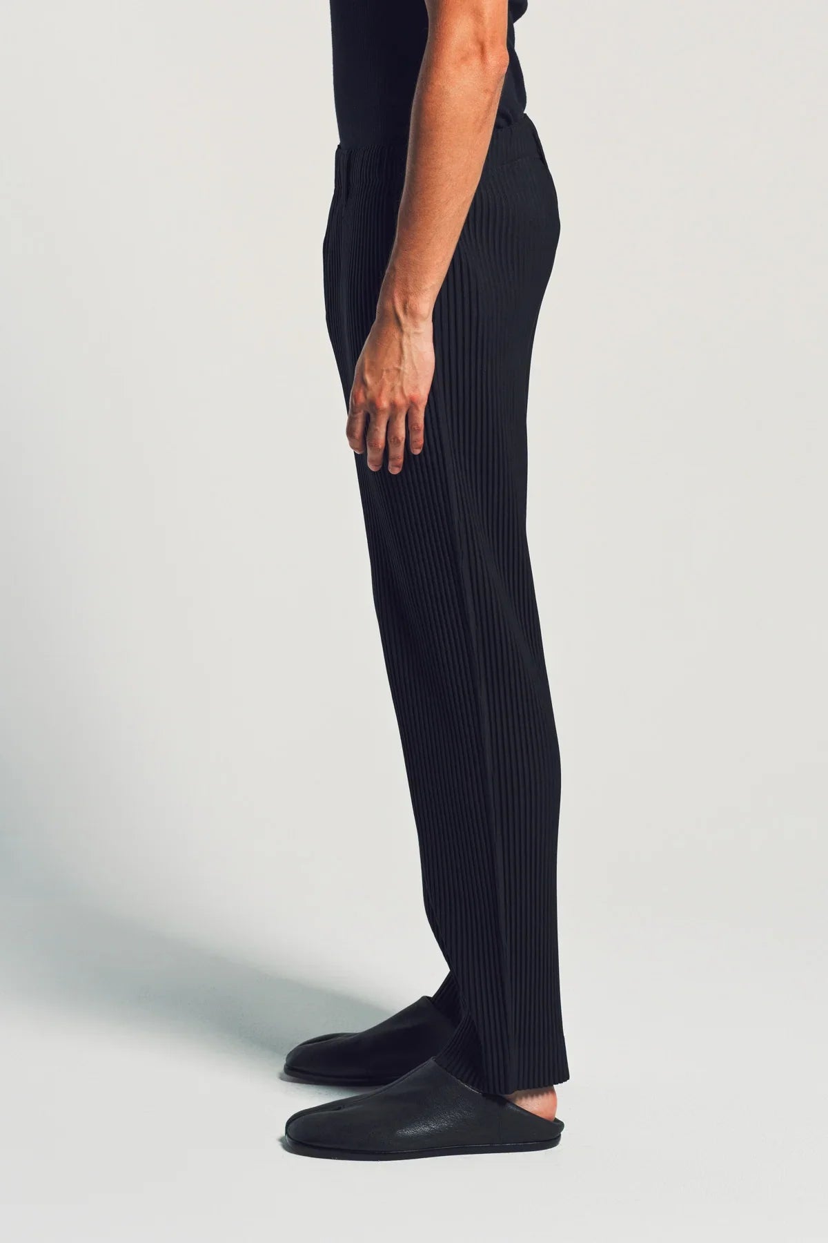 HOMME PLISSÉ ISSEY MIYAKE | PLEATED PANTS