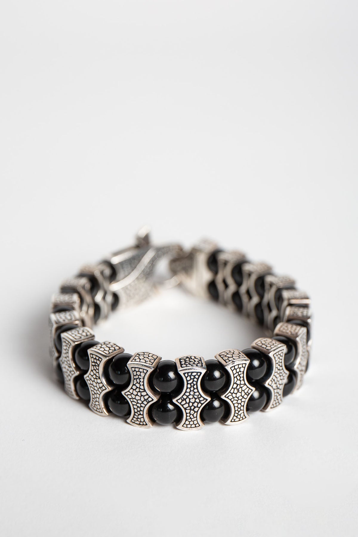 STEPHEN WEBSTER | RAYMAN ONYX BRACELET