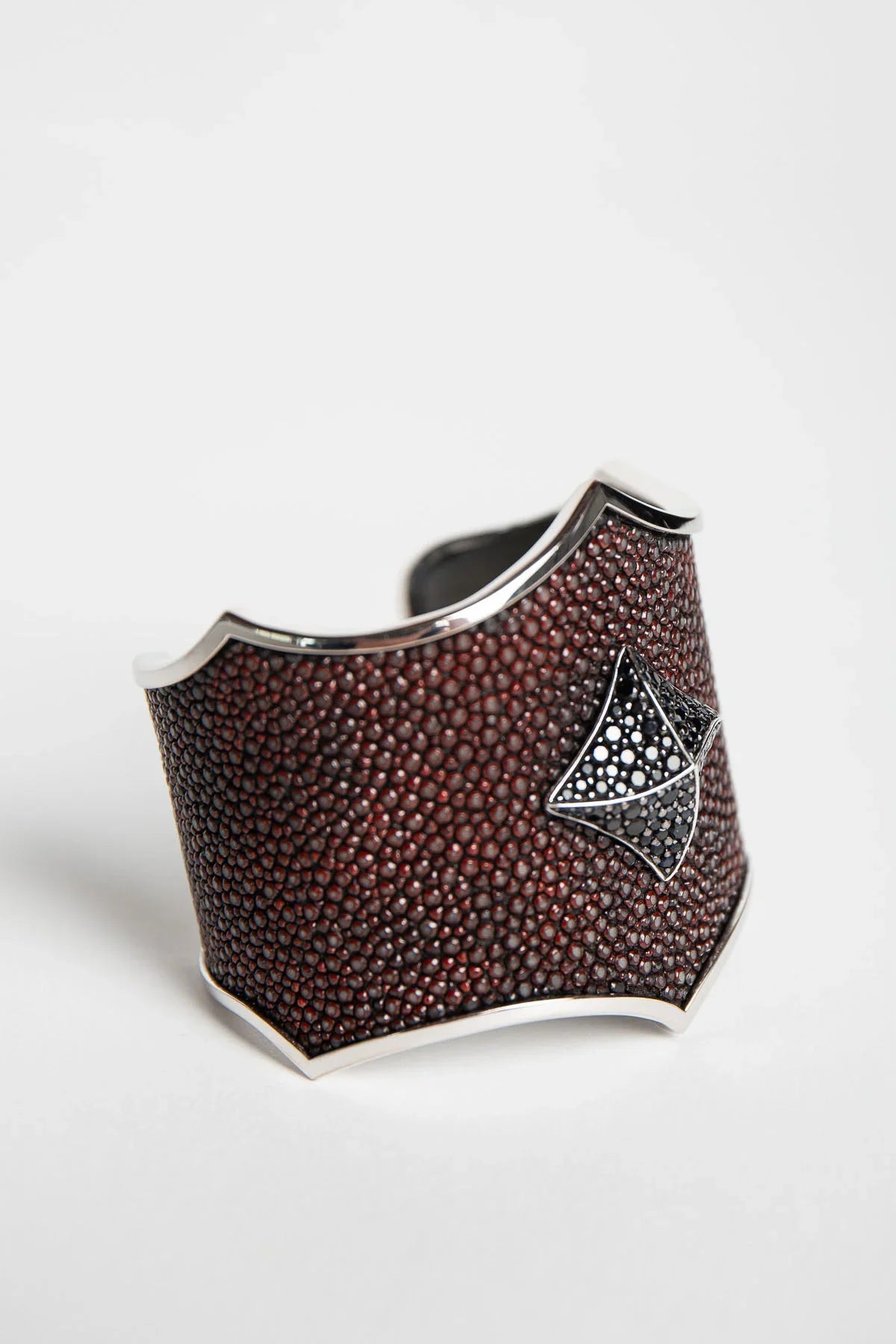 STEPHEN WEBSTER | RAYMAN BLACK SAPPHIRE CUFF