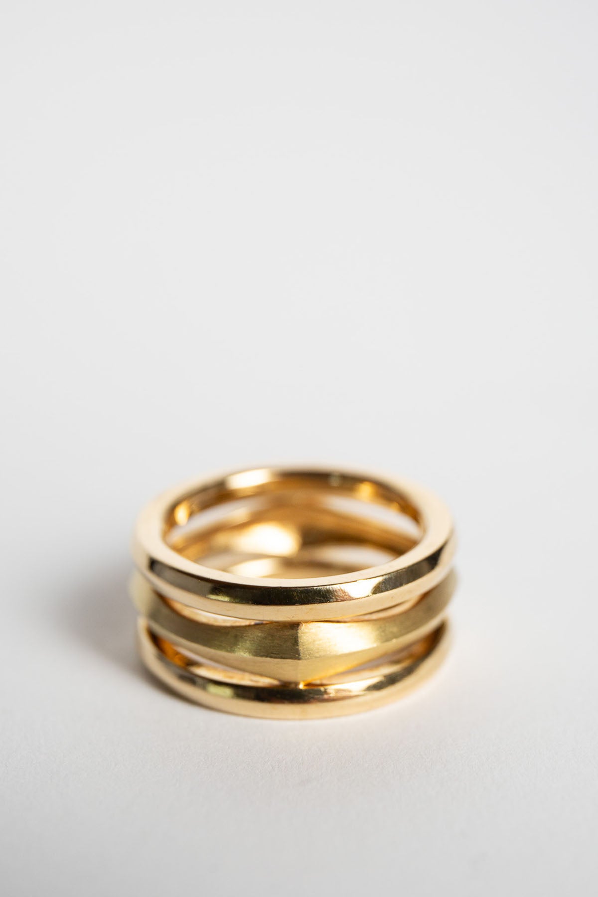 STEPHEN WEBSTER | 18K YELLOW GOLD 3 ROW MEDIUM RING