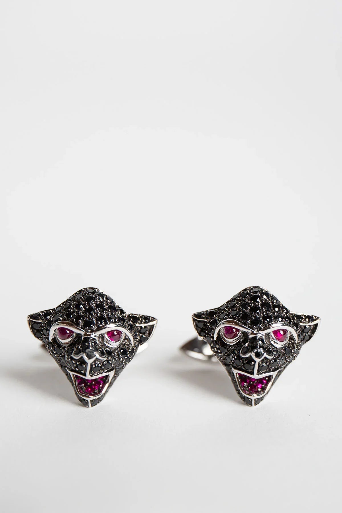STEPHEN WEBSTER | 18K WHITE GOLD GARGOYLE SAPPHIRE & RUBY CUFFLNKS