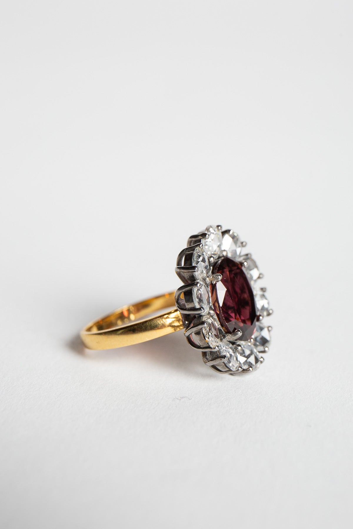 AMRAPALI LONDON | YELLOW GOLD, STERLING SILVER, SAPPHIRE & DIAMOND RING