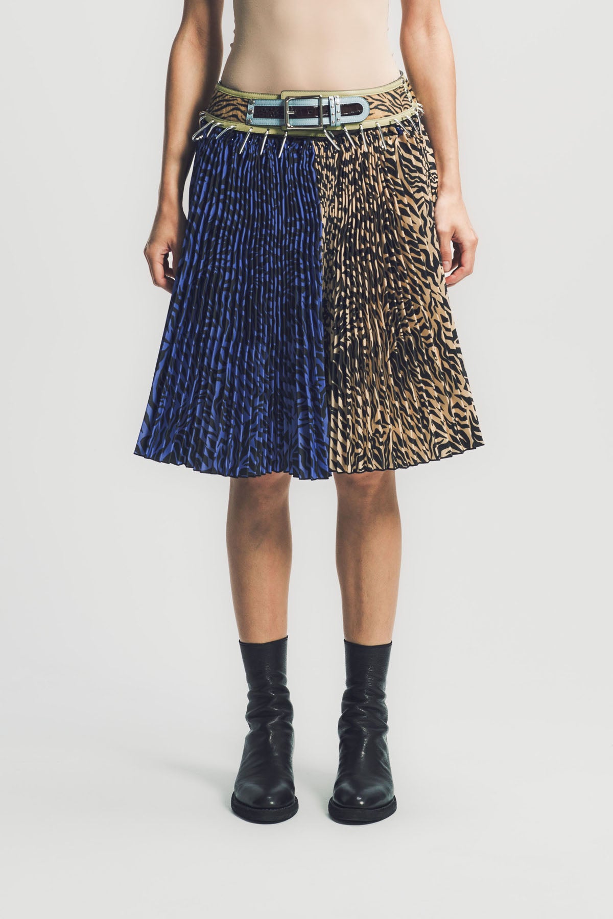 CHOPOVA LOWENA | TIGER CARABINER SKIRT