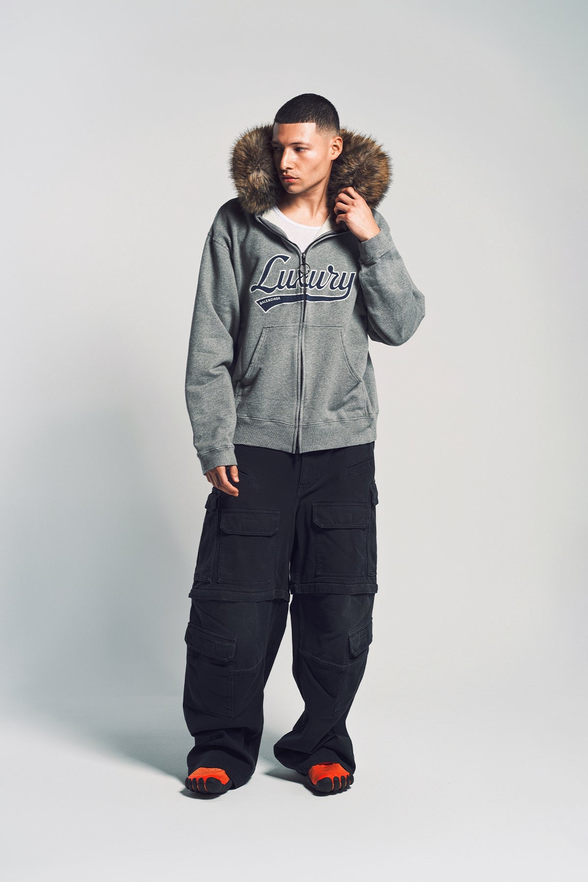【バレンシアガ　LUXURY SCRIPT HOODIE】 BALENCIAGA | LUXURY SCRIPT OVERSIZED ZIP-UP HOODIE