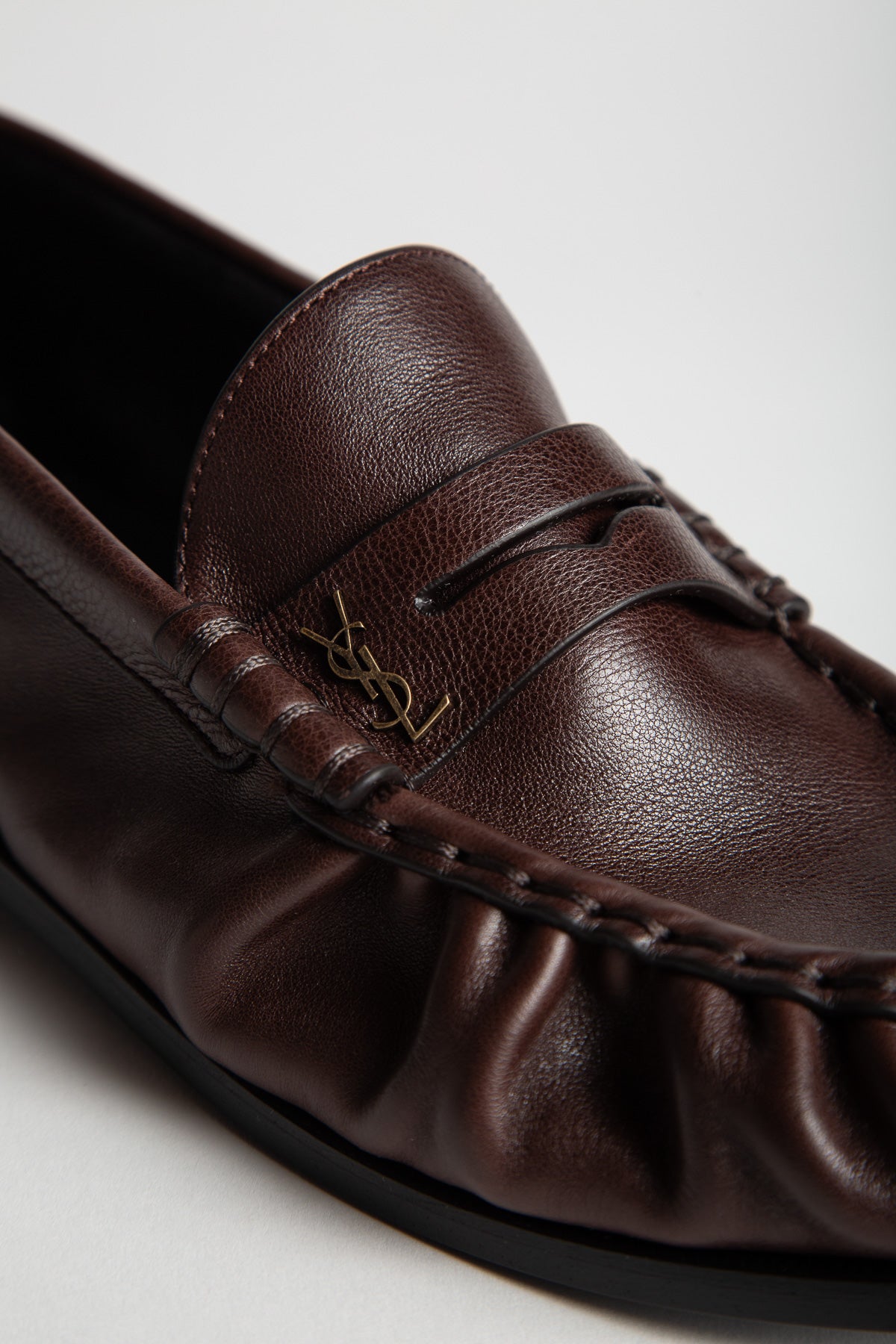 SAINT LAURENT | LE LOAFER SUPPLE IN MATTE LEATHER