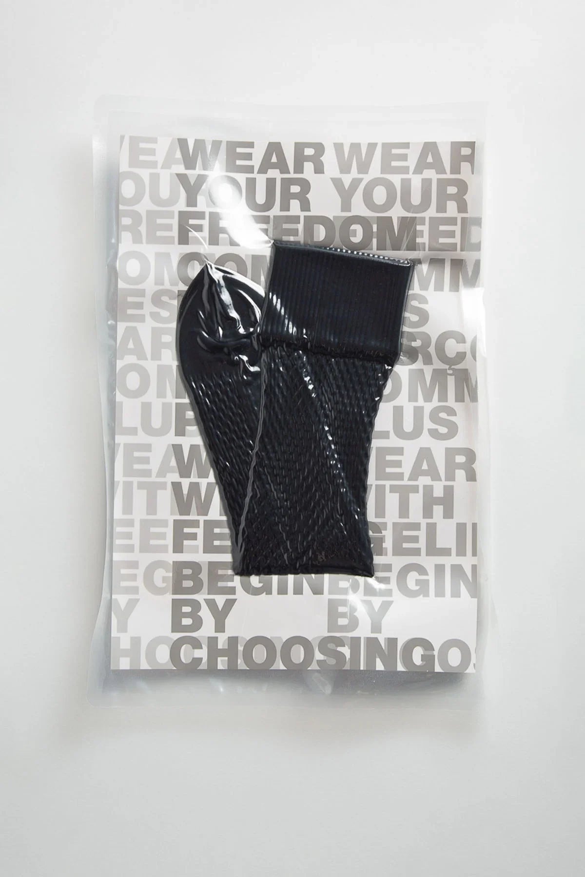 COMME DES GARCONS HOMME PLUS | NYLON MESH SOCKS