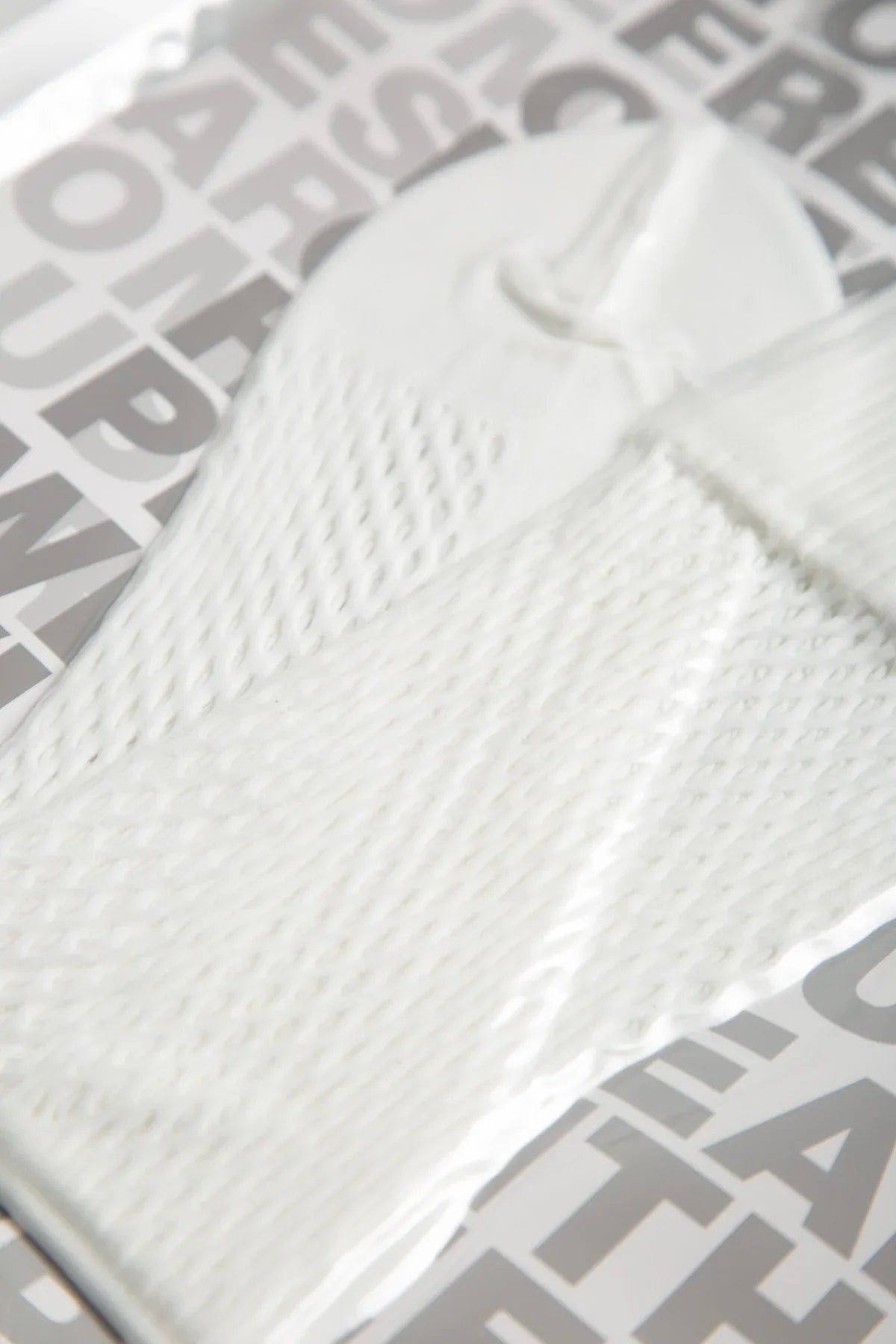 COMME DES GARCONS HOMME PLUS | NYLON MESH SOCKS