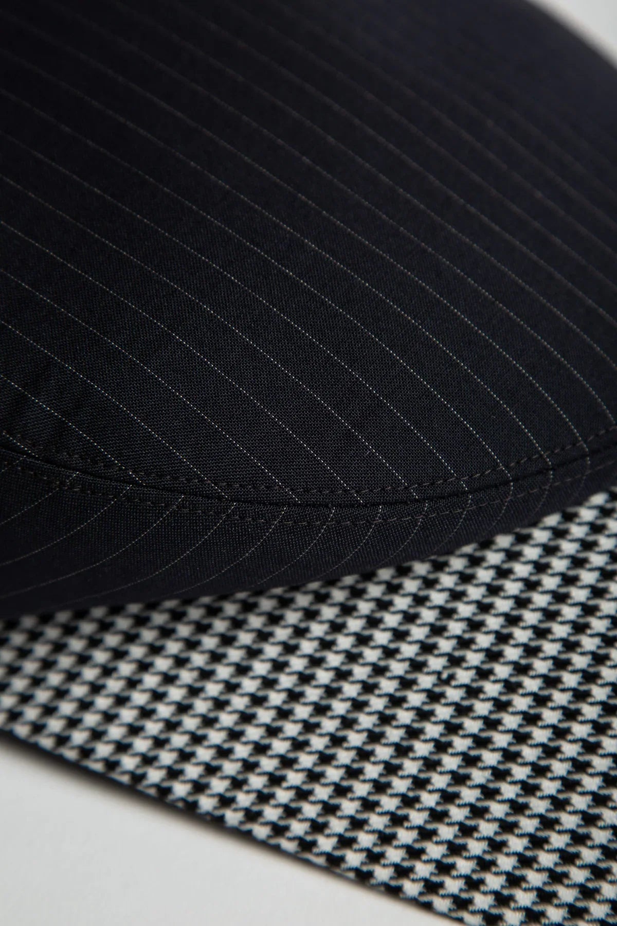 COMME DES GARCONS HOMME PLUS | OVERSIZED HAT