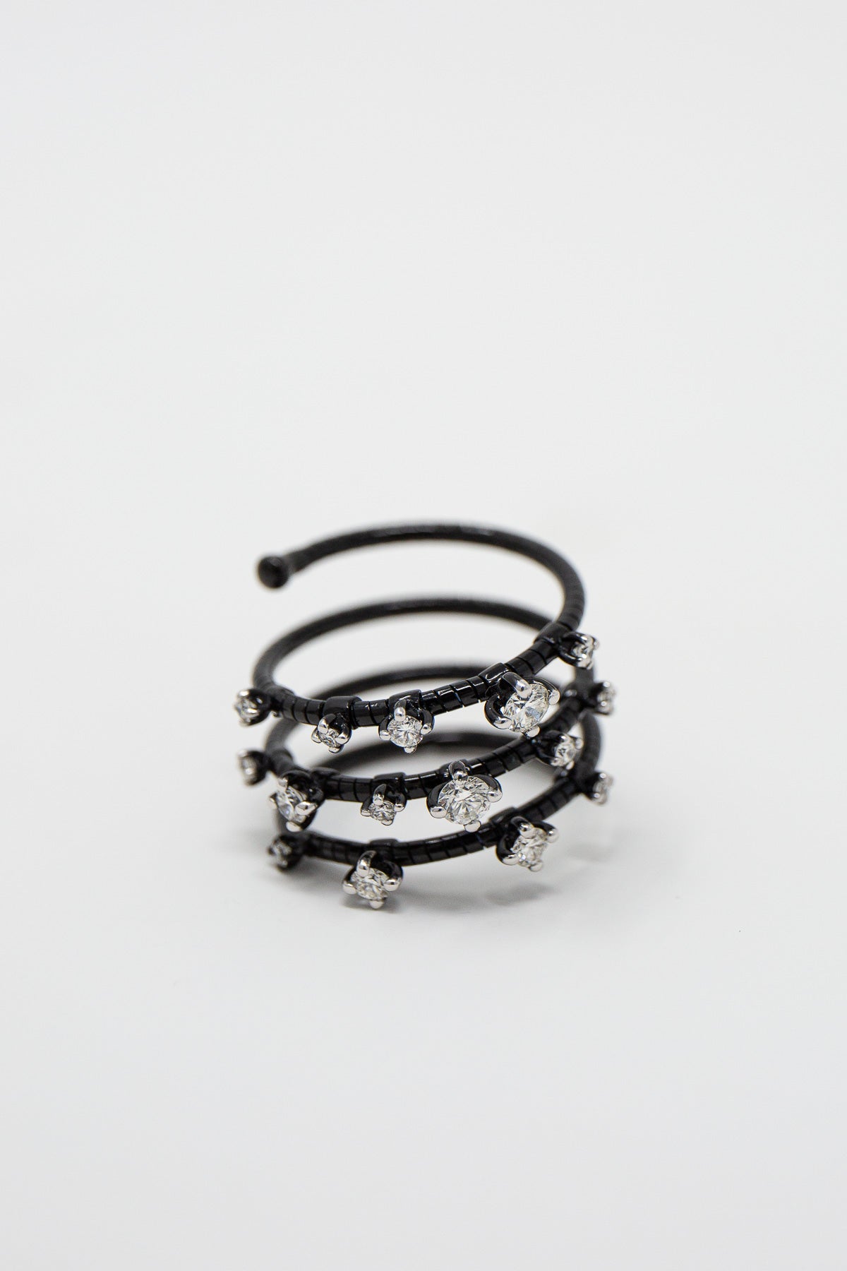 MATTIA CIELO | BLACK GOLD 15 DIAMOND RING