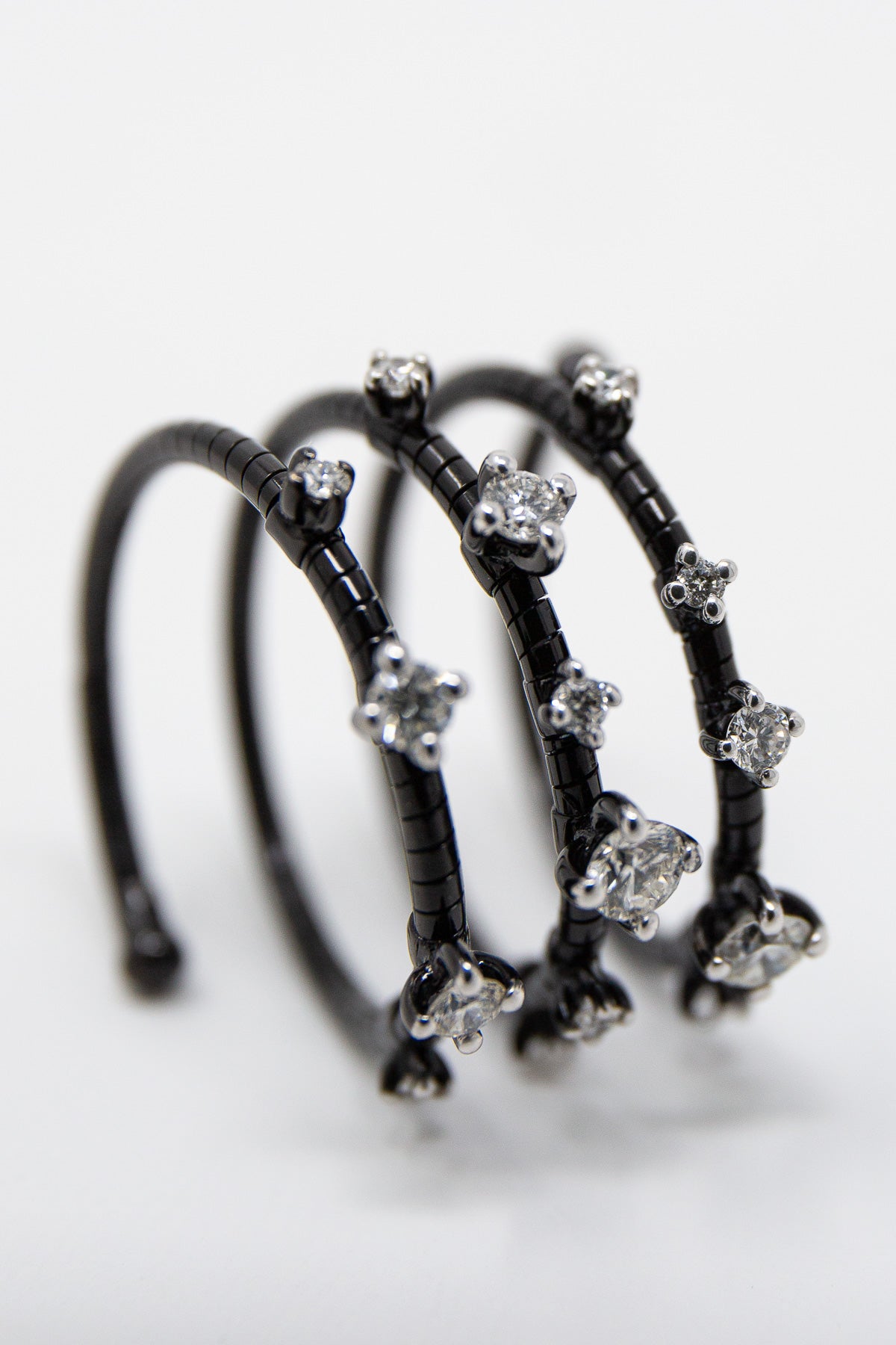 MATTIA CIELO | BLACK GOLD 15 DIAMOND RING