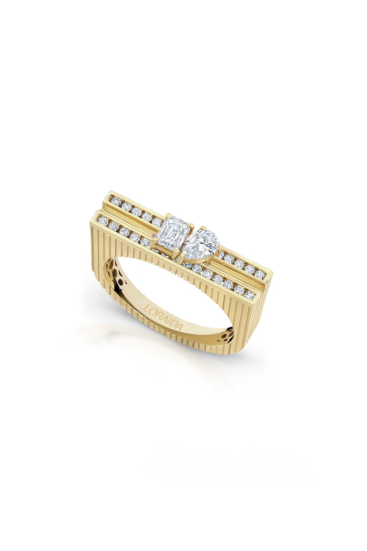 Loraida | Blade Emerald & Pear Round Pave Diamond Ring