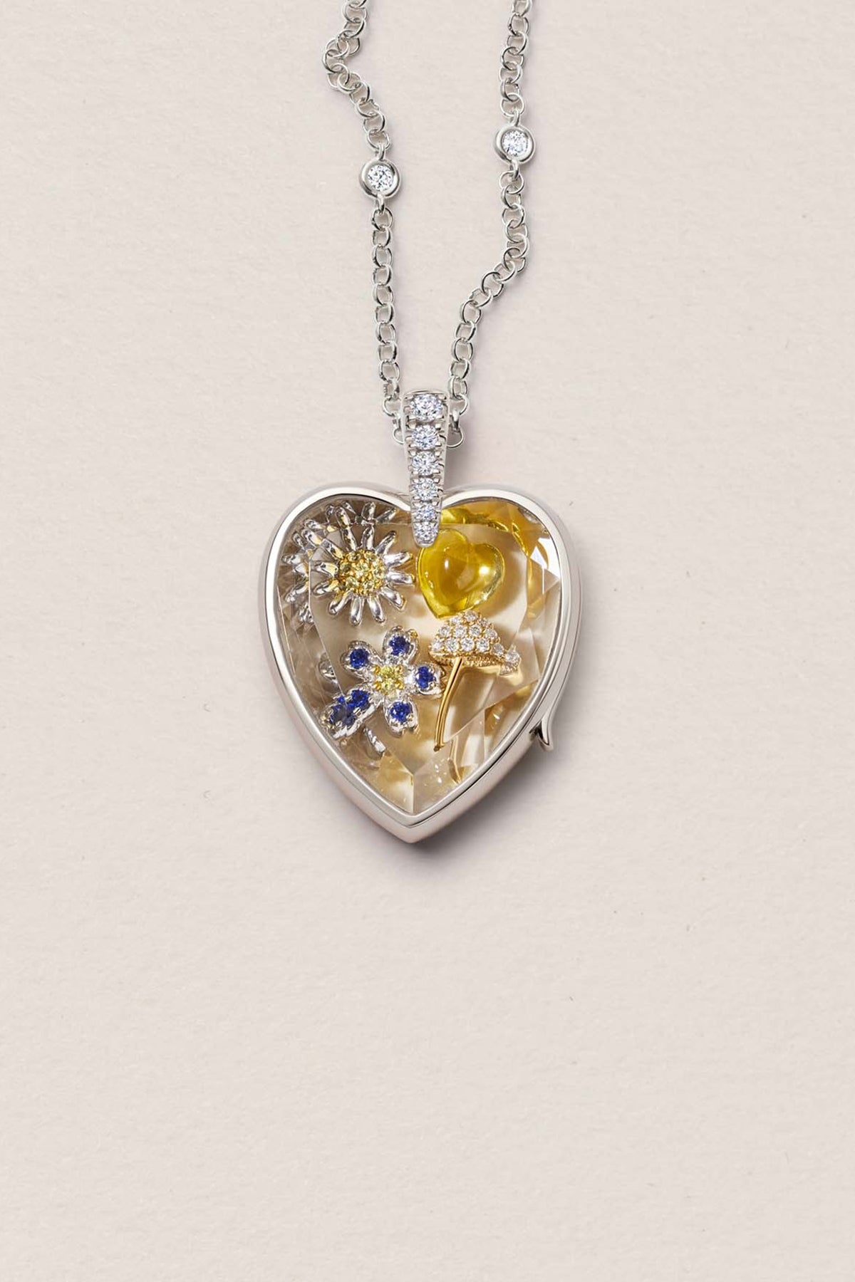 LOQUET LONDON | DIAMOND AMATE HEART LOCKET