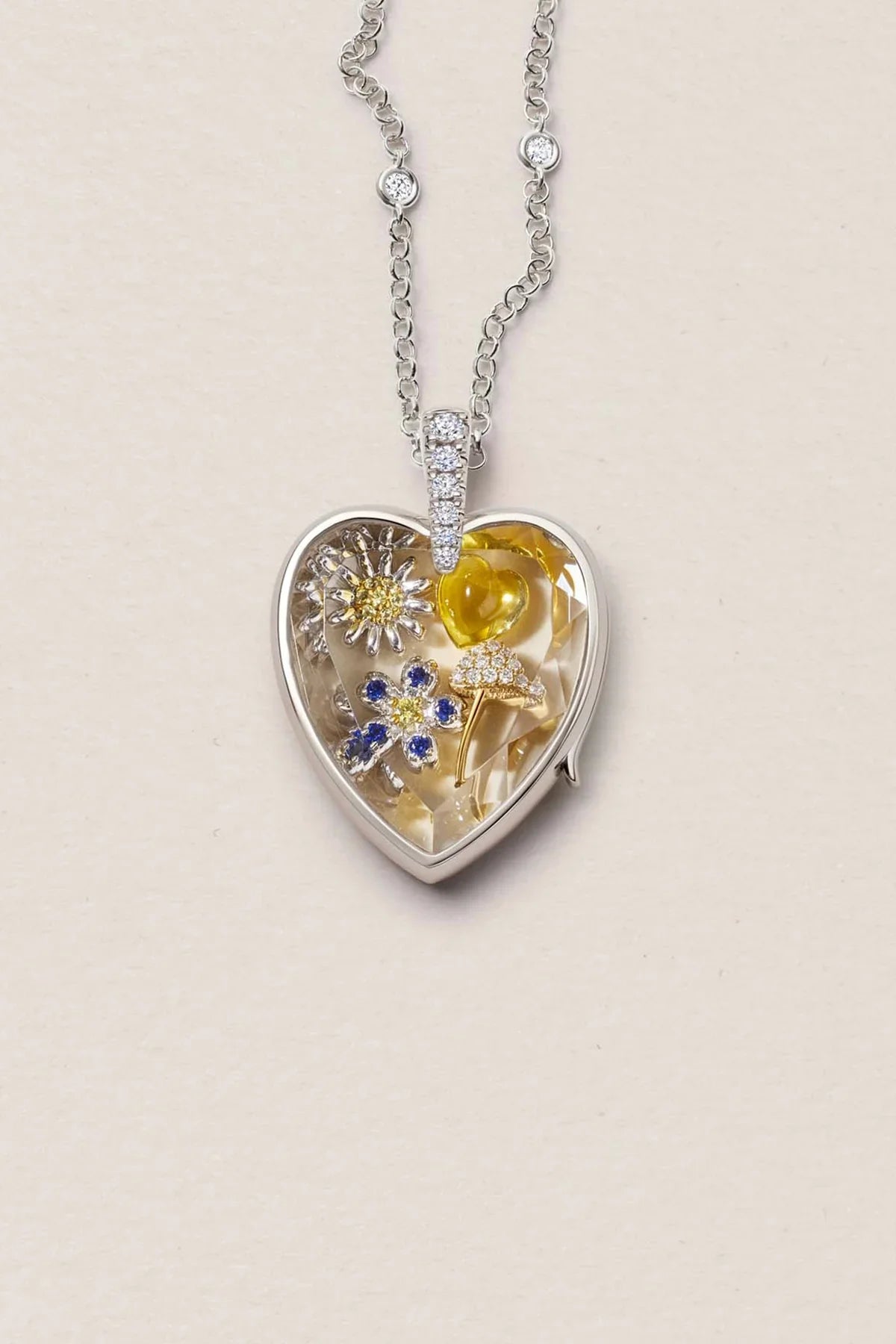 LOQUET LONDON | DIAMOND AMATE HEART LOCKET