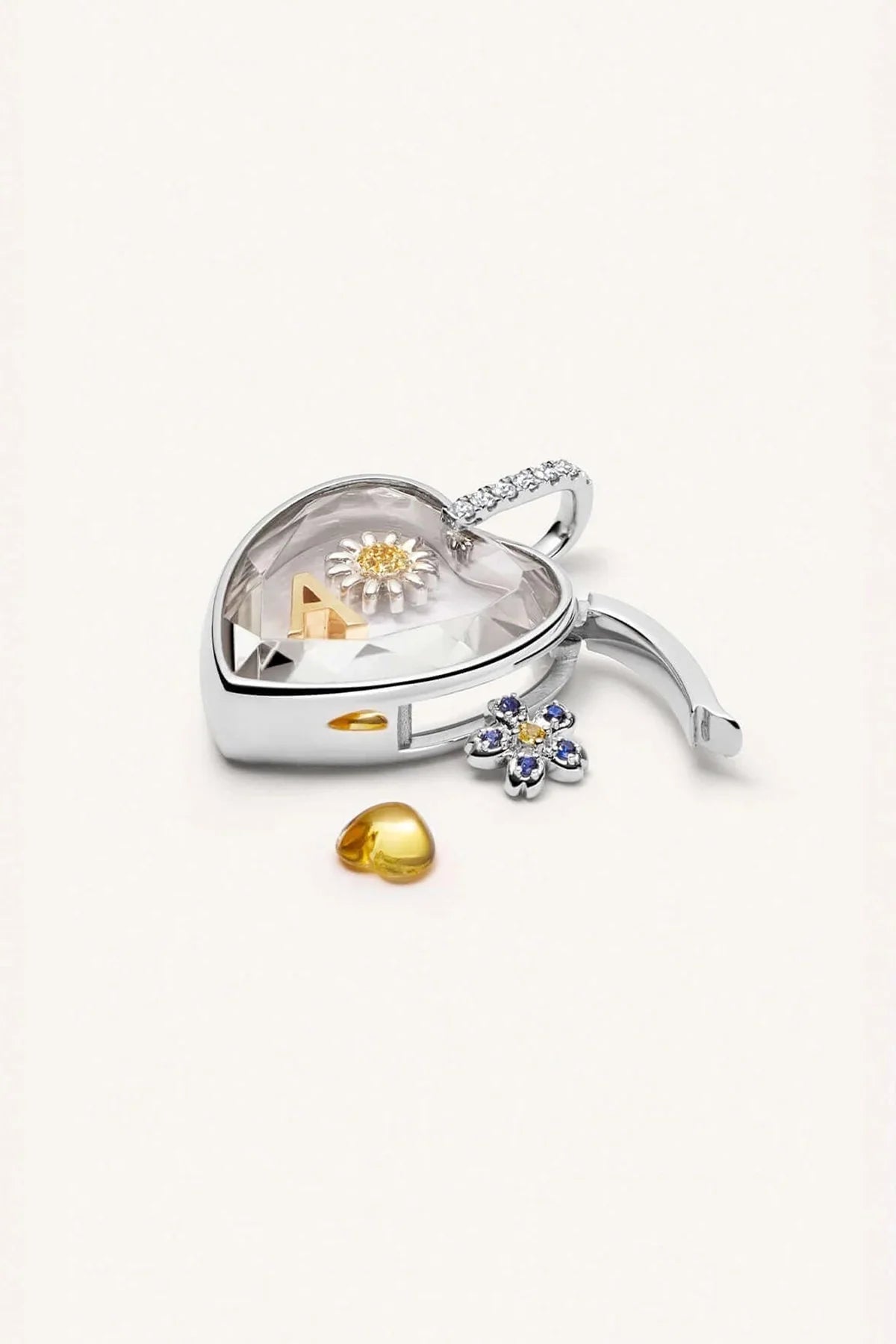 LOQUET LONDON | DIAMOND AMATE HEART LOCKET
