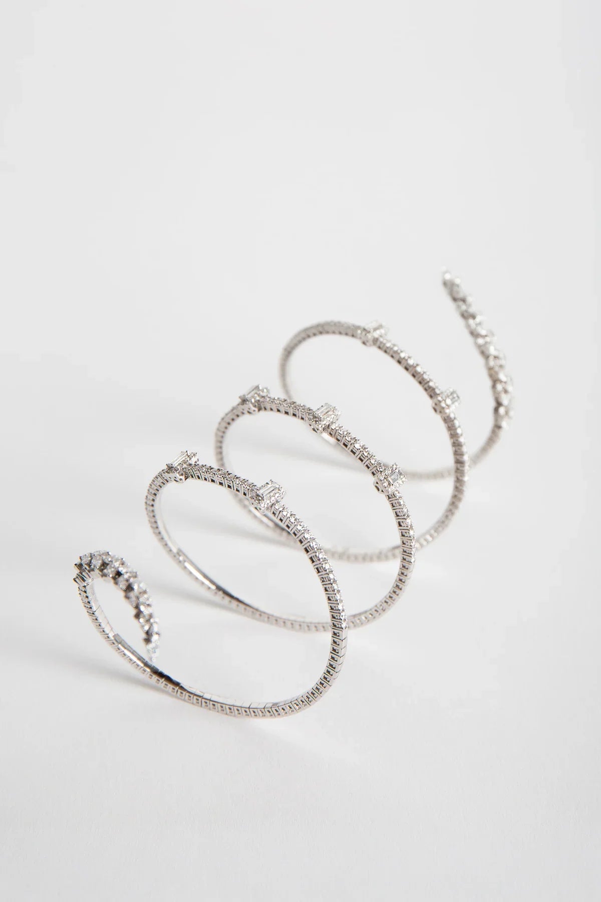 YEPREM | Y-COUTURE DIAMOND BRACELET