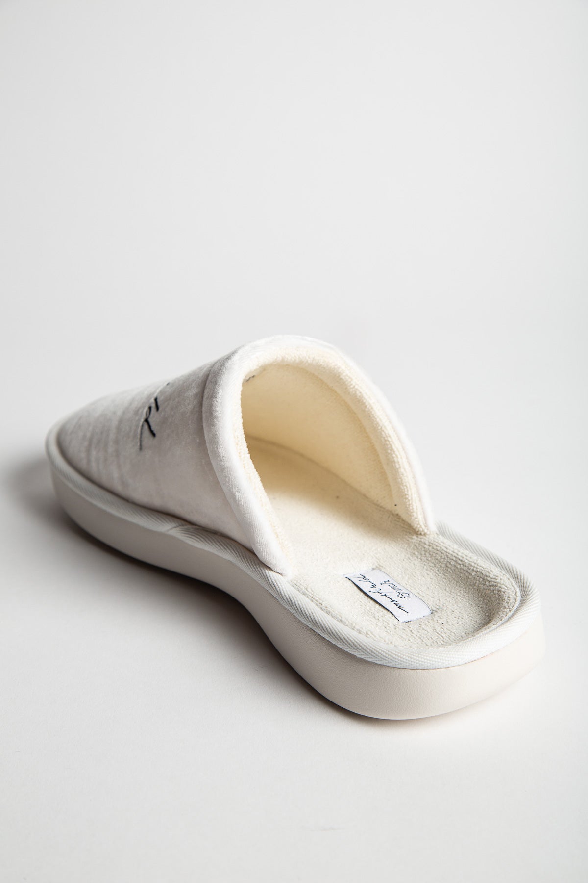 MAXFIELD PRIVATE COLLECTION | WHITE MAXFIELD SLIPPERS
