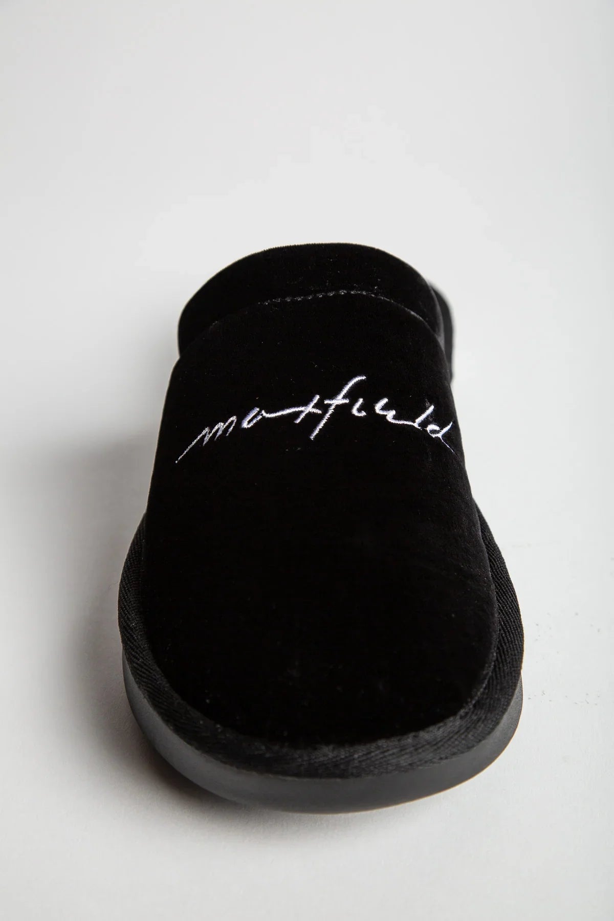 MAXFIELD PRIVATE COLLECTION | BLACK MAXFIELD SLIPPERS