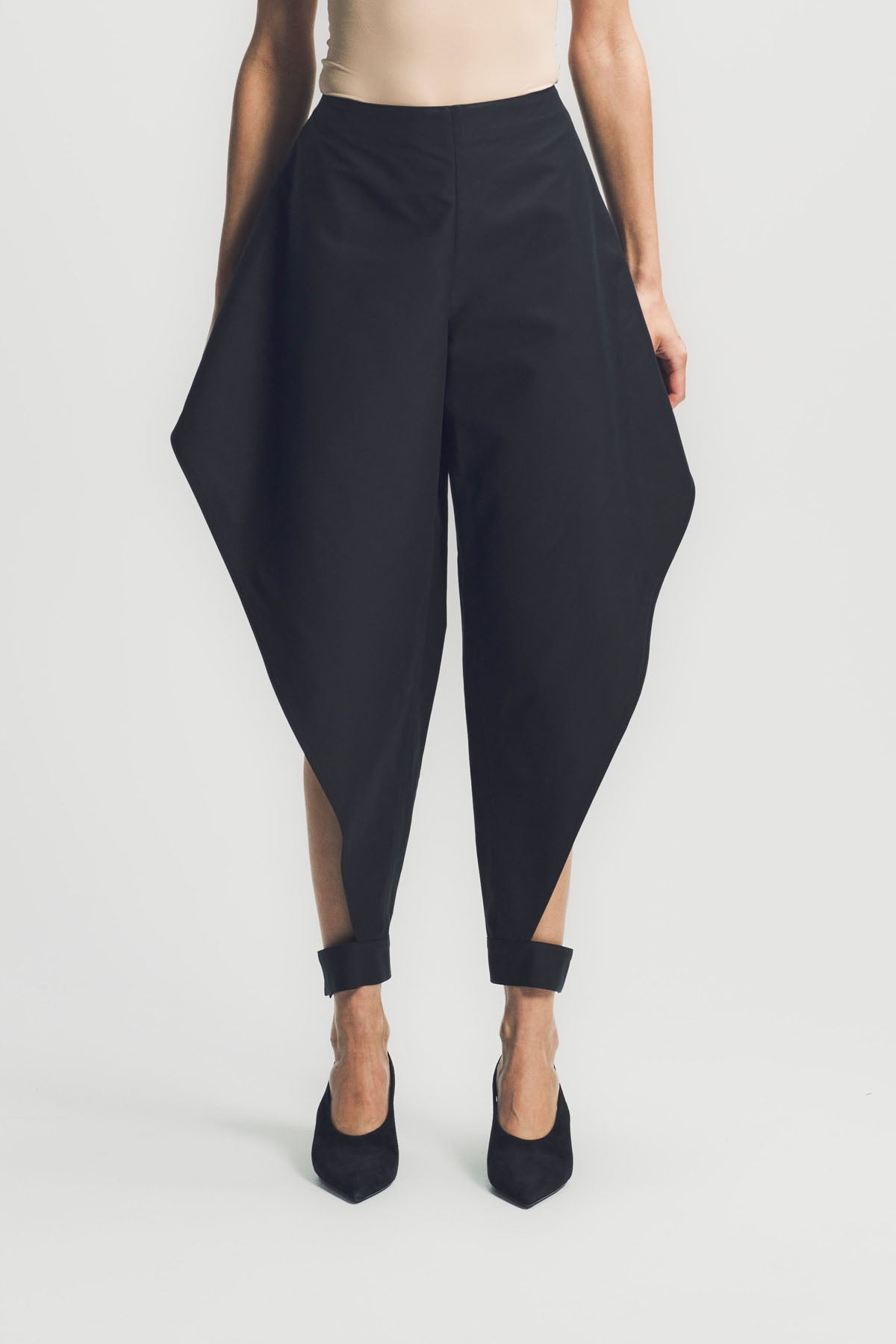 ALAÏA | POINTED PANTS