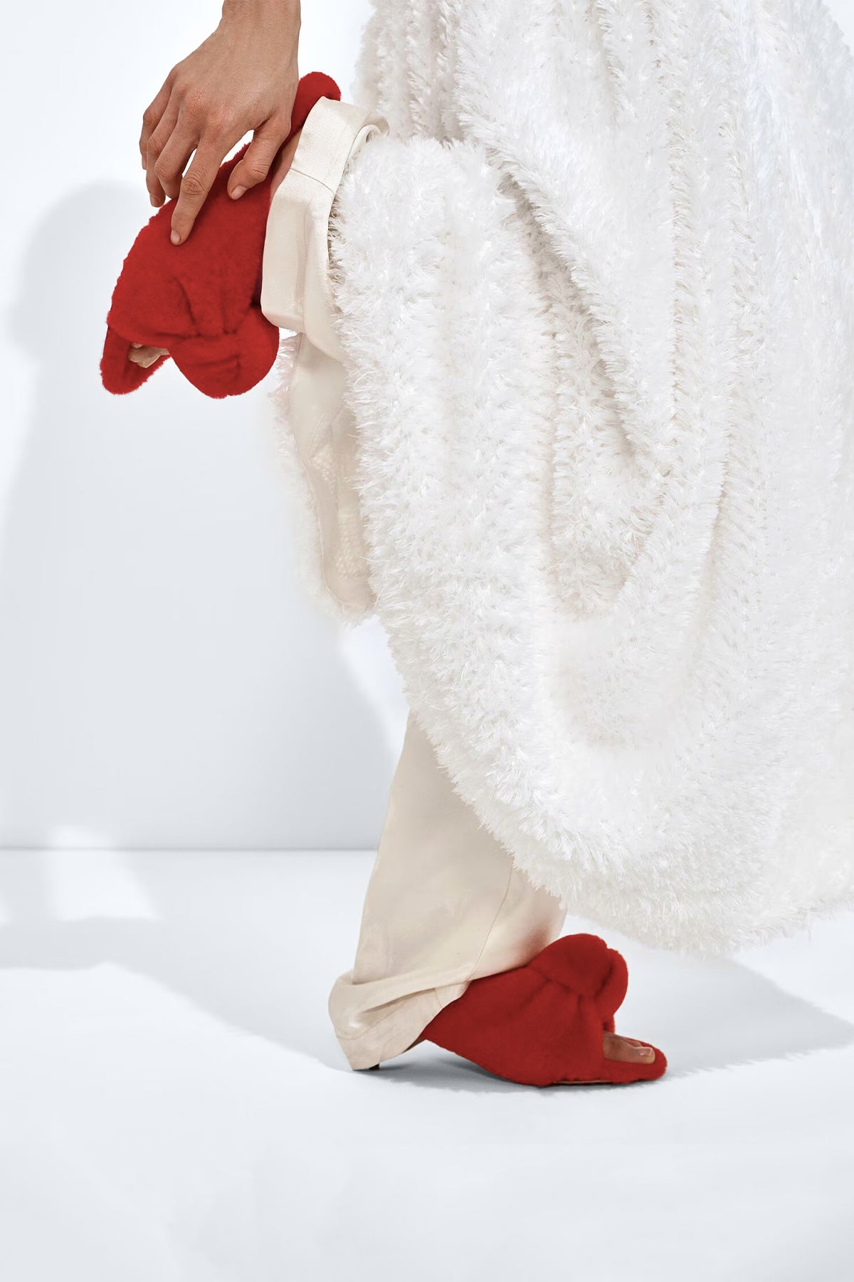 BOTTEGA VENETA | CHERRY MULE