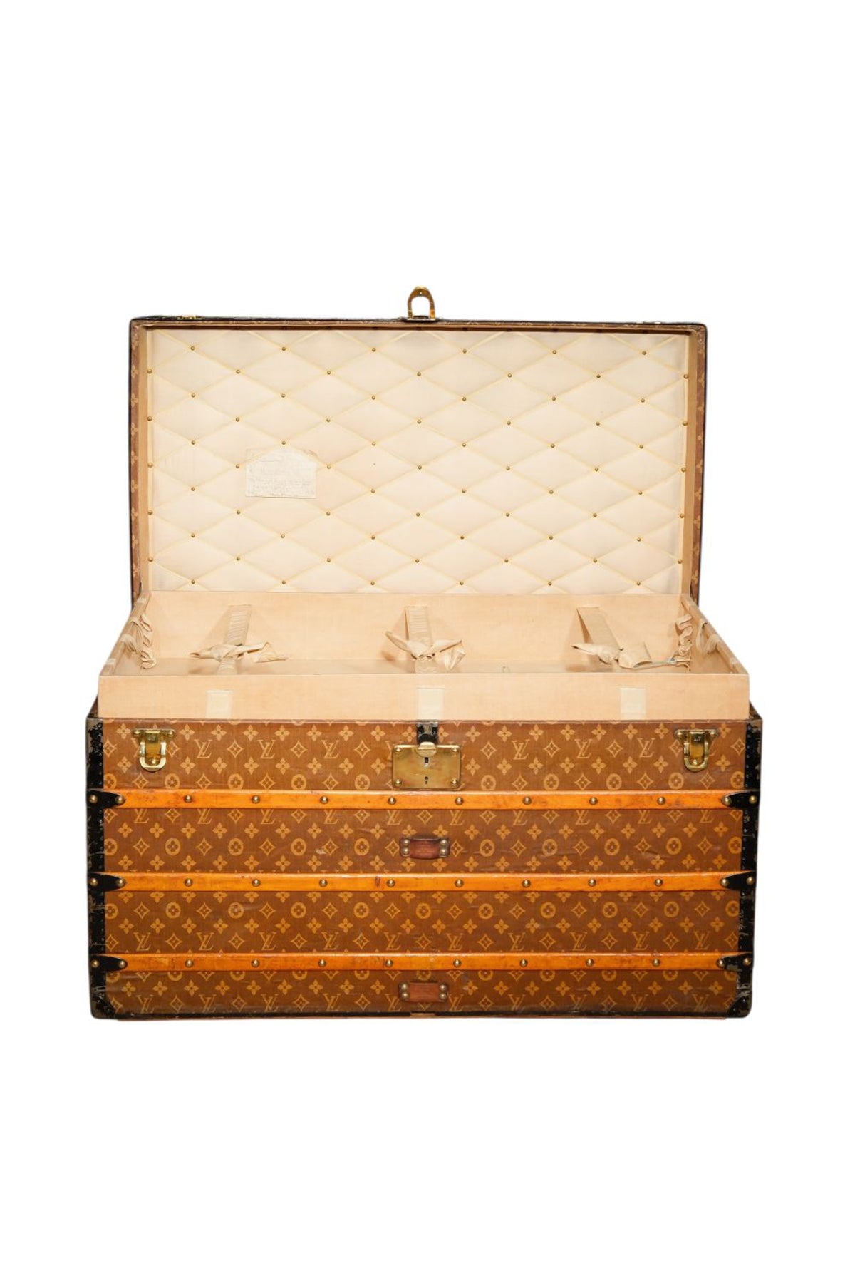BAGGAGE COLLECTION | EXCEPTIONAL LOUIS VUITTON TRUNK C.1904
