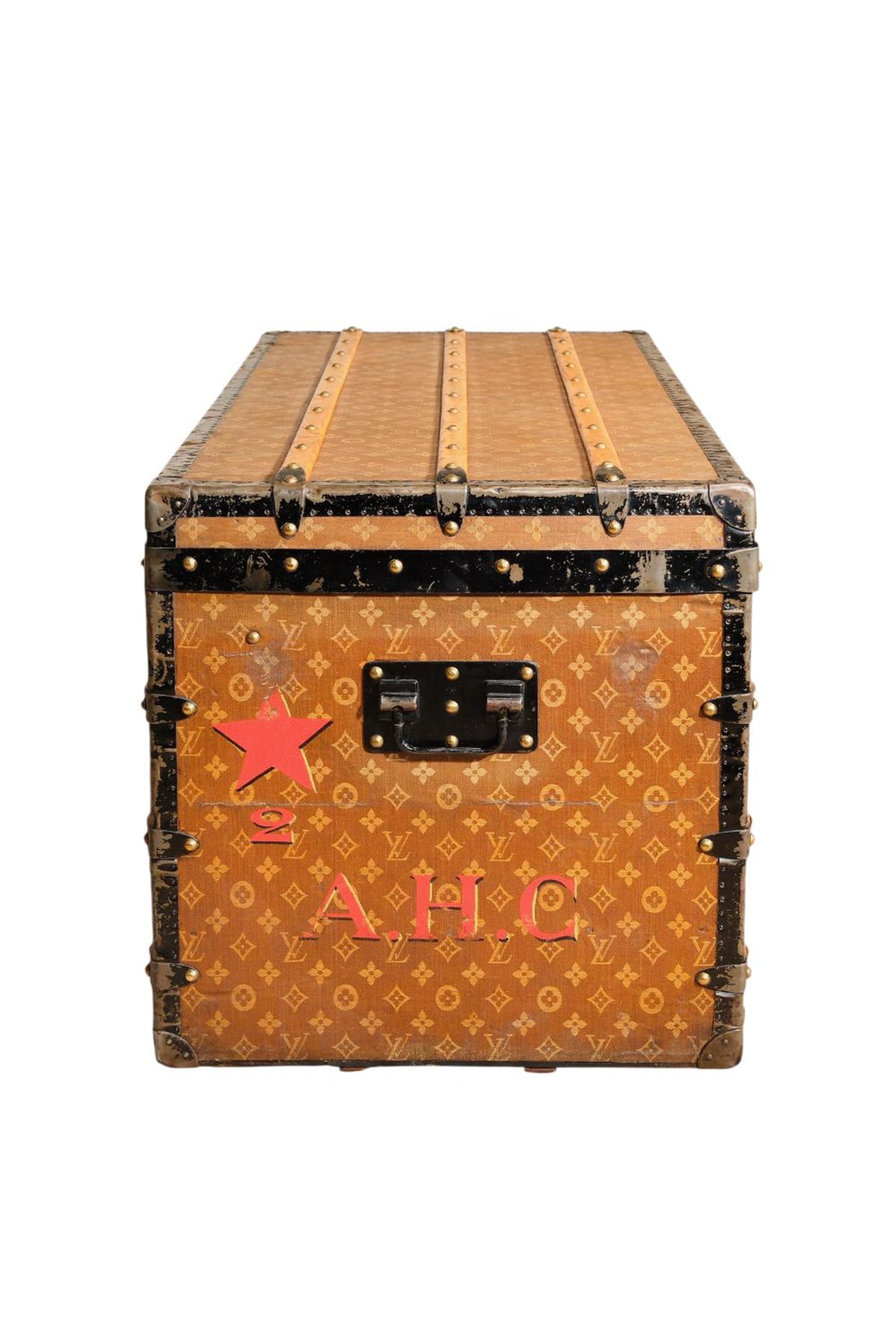 BAGGAGE COLLECTION | EXCEPTIONAL LOUIS VUITTON TRUNK C.1904