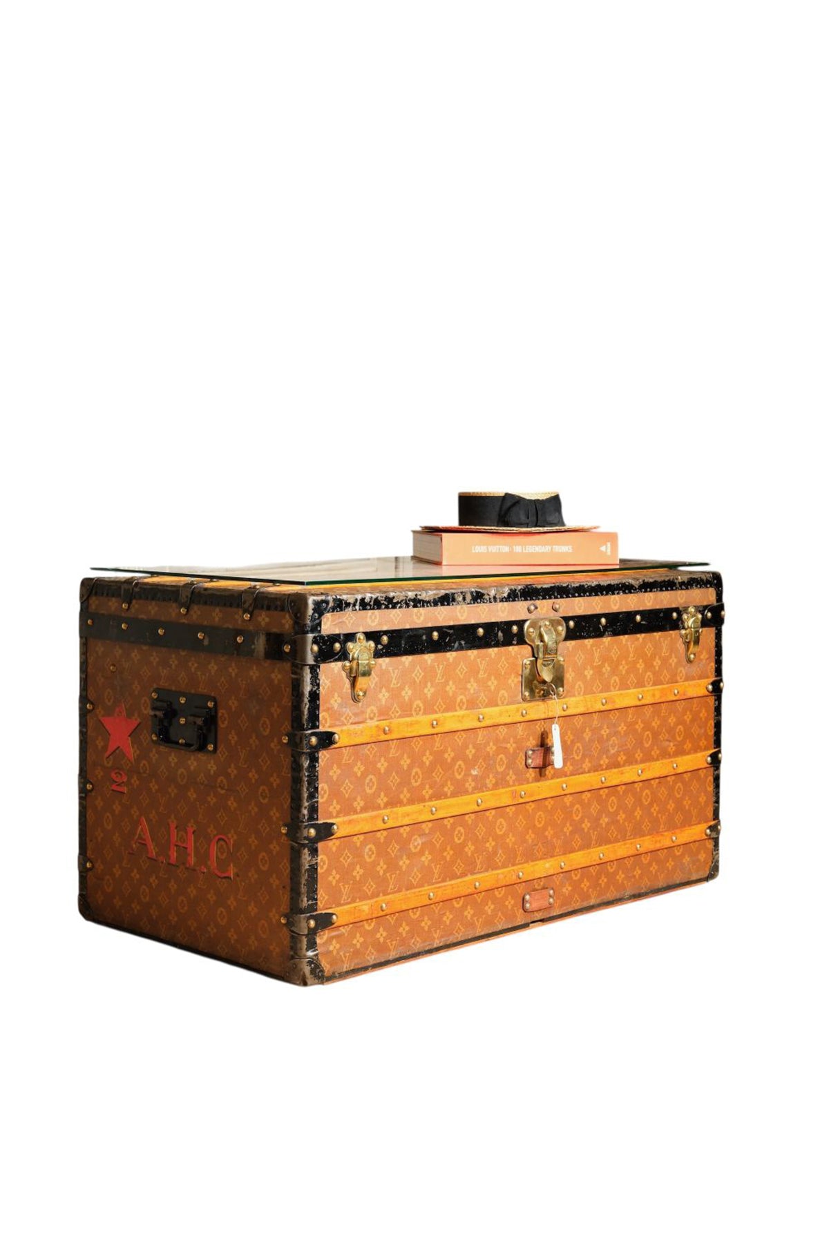 BAGGAGE COLLECTION | EXCEPTIONAL LOUIS VUITTON TRUNK C.1904