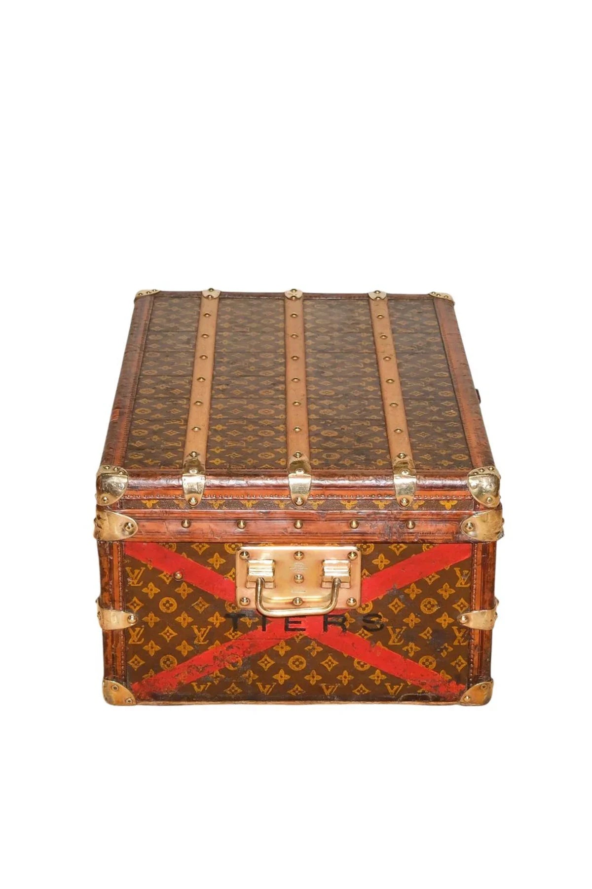 BAGGAGE COLLECTION | LOUIS VUITTON CABIN TRUNK, CIRCA 1910