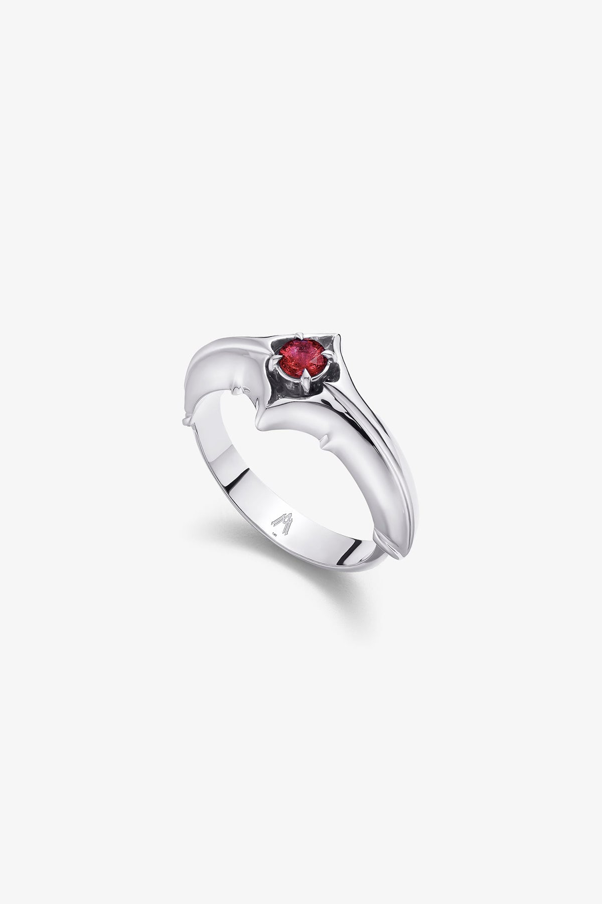 ALEX MOSS | WHITE GOLD SABER RUBY RING