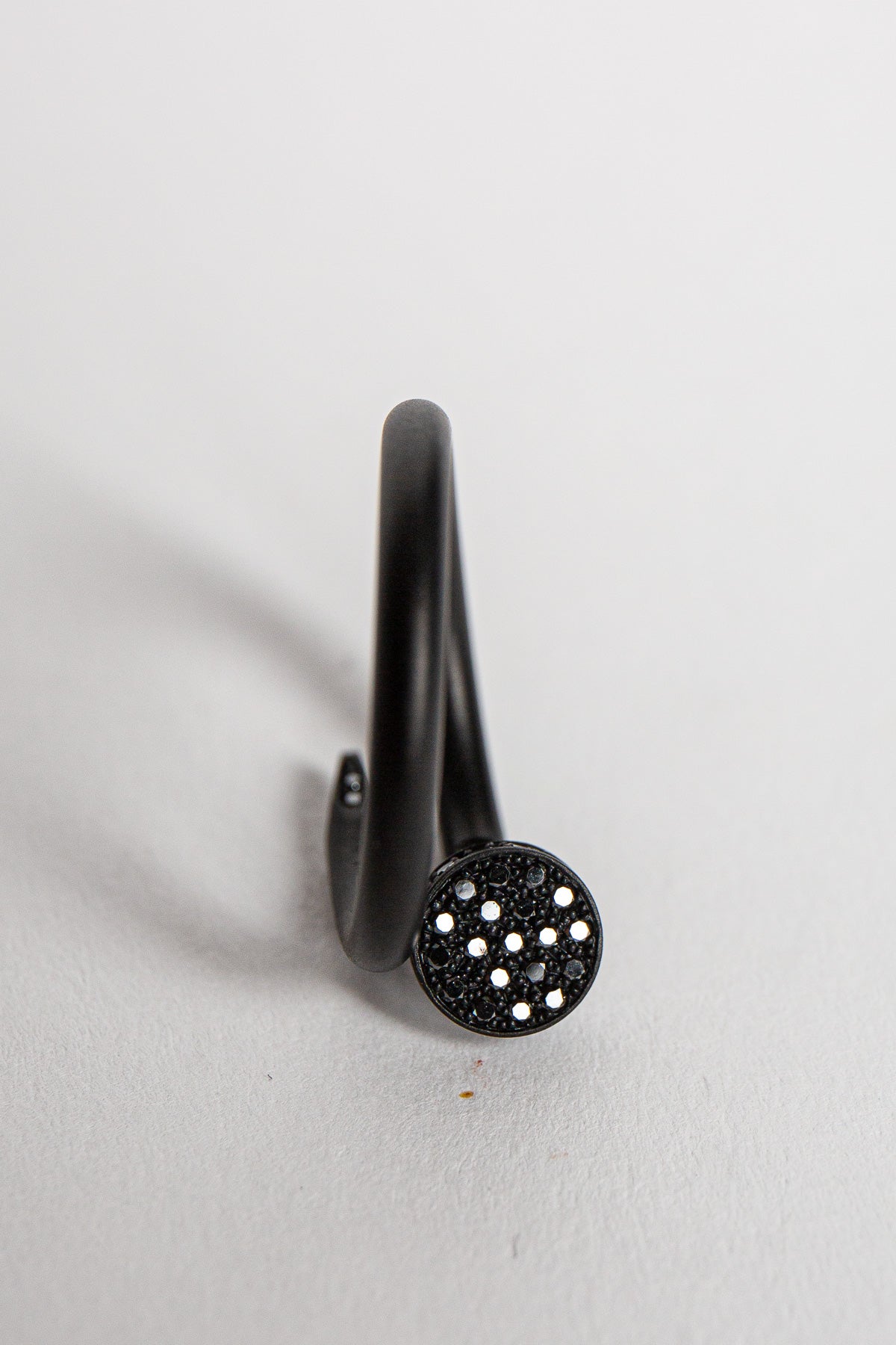 CARTIER | 18K YELLOW GOLD, DIAMOND NAIL RING