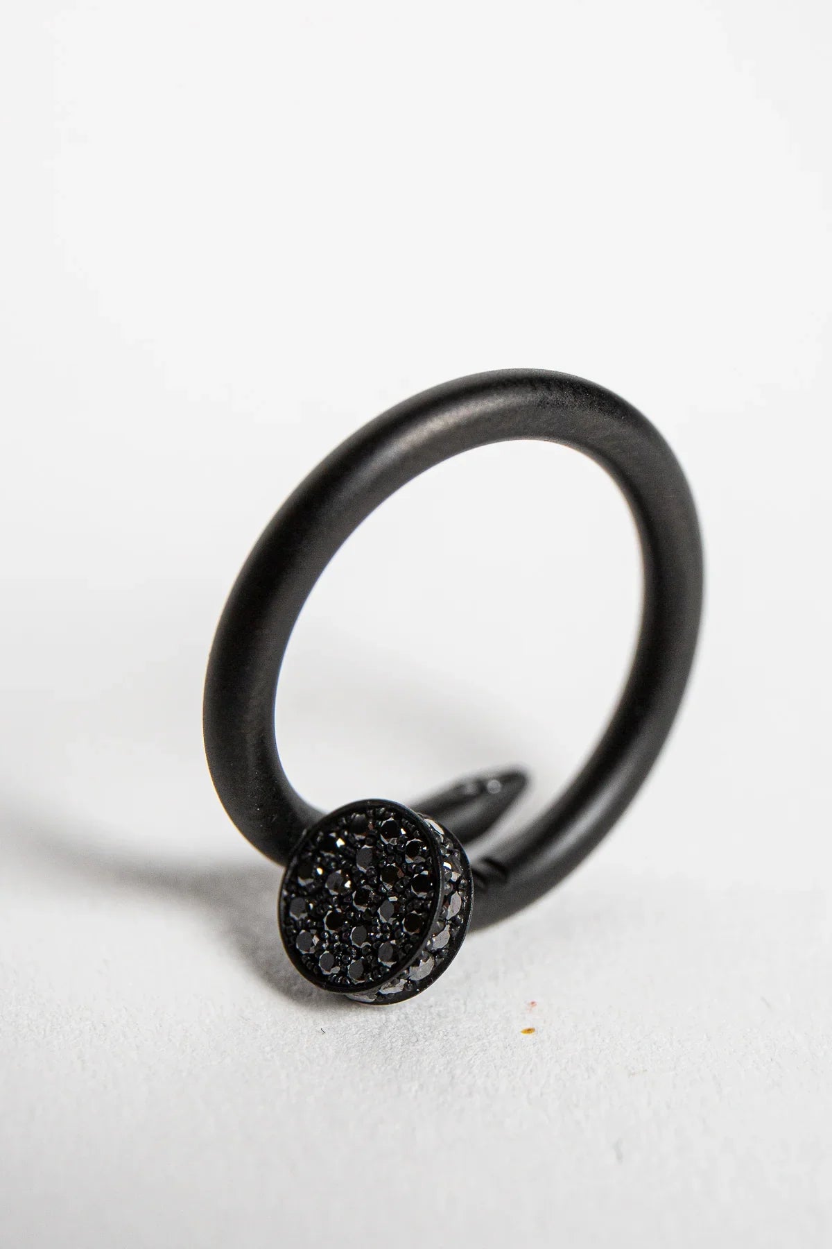 CARTIER | 18K YELLOW GOLD, DIAMOND NAIL RING