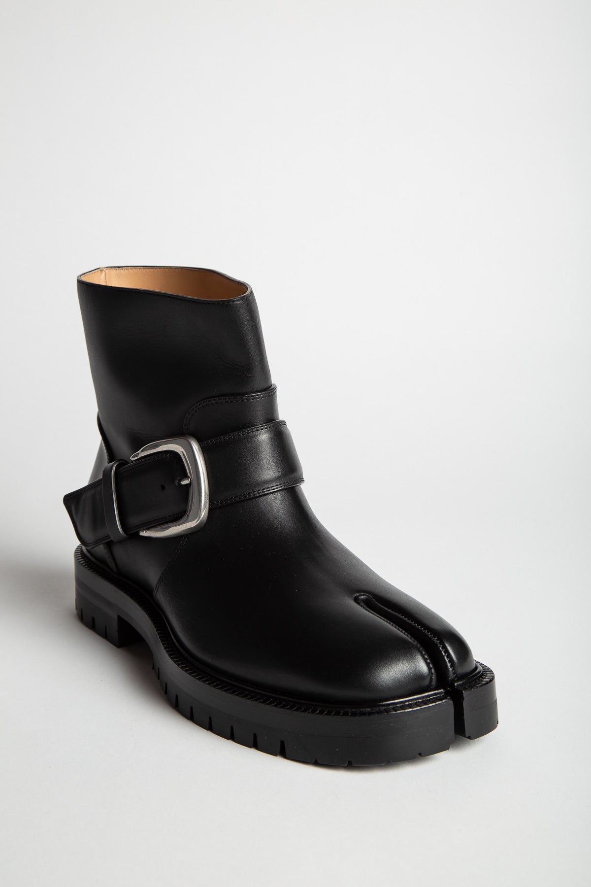 MAISON MARGIELA | TABI COUNTY BUCKLE ANKLE BOOTS