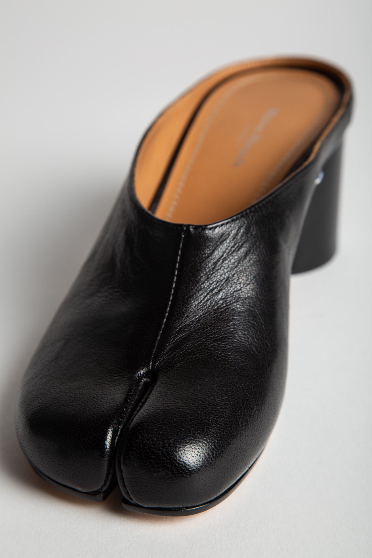 MAISON MARGIELA | TABI DÉCOLLETÉ MULES