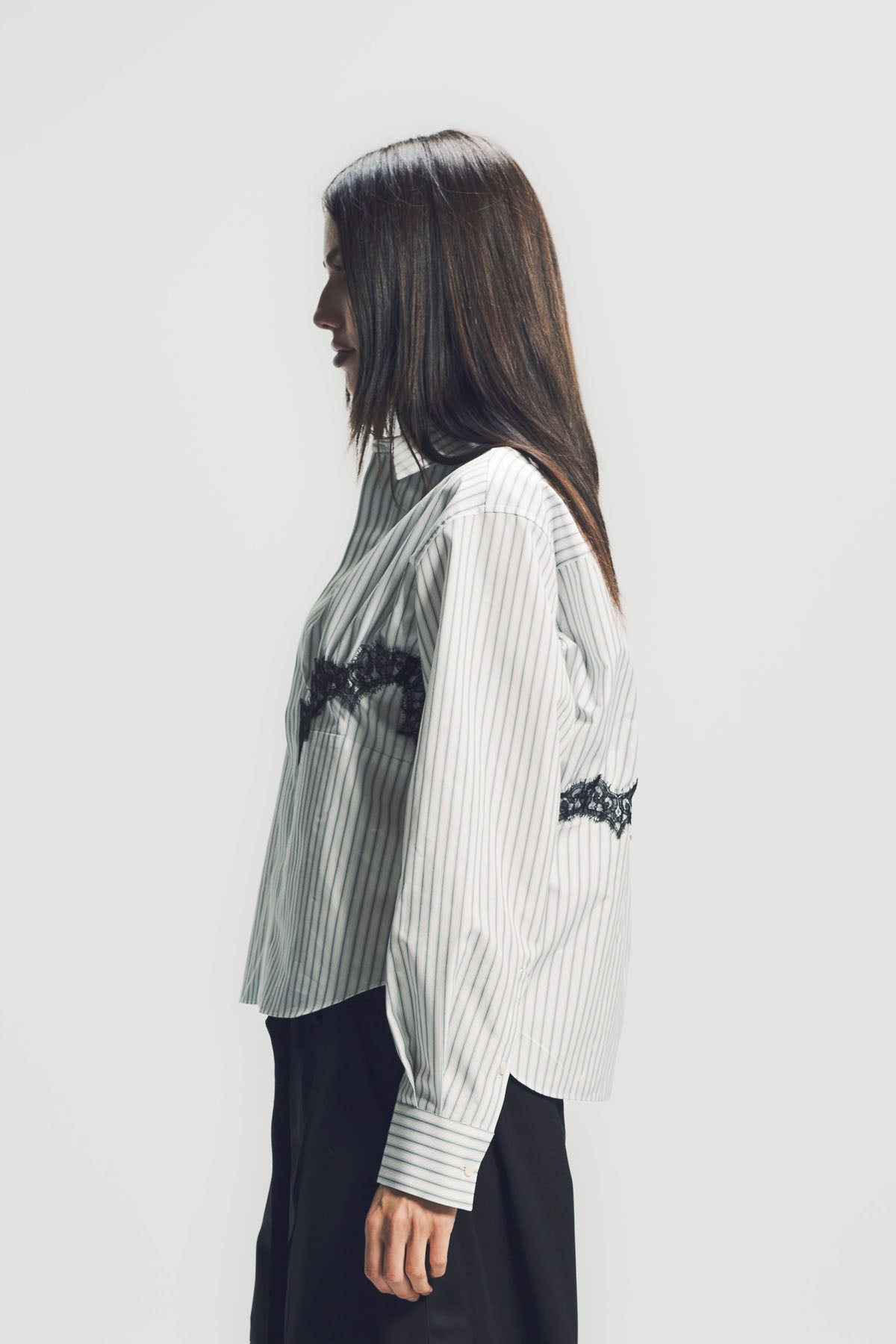 SACAI | STRIPE POPLIN LONG SLEEVE SHIRT