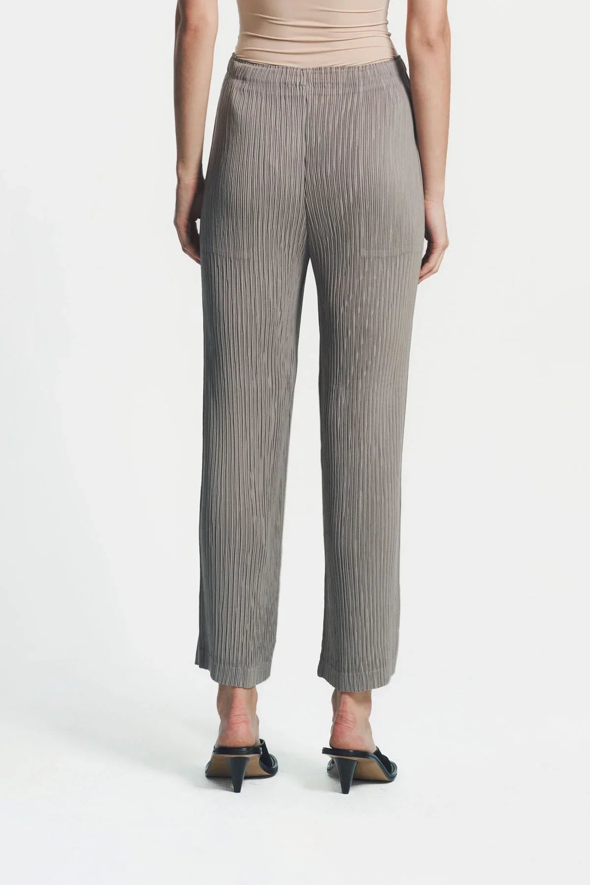 ISSEY MIYAKE | HATCHING PLEATS PANTS