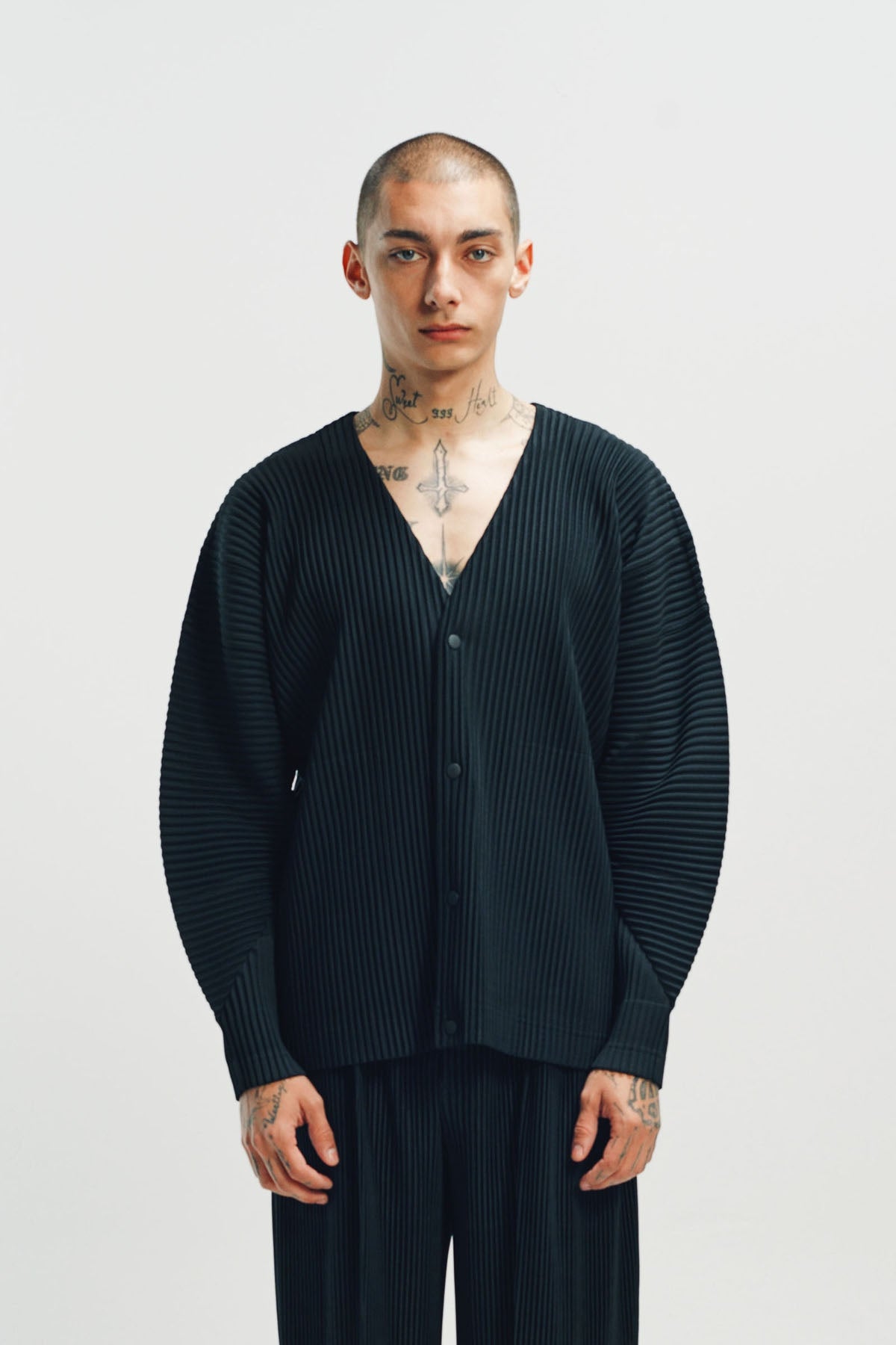 HOMME PLISSÉ ISSEY MIYAKE | PLEATED CARDIGAN