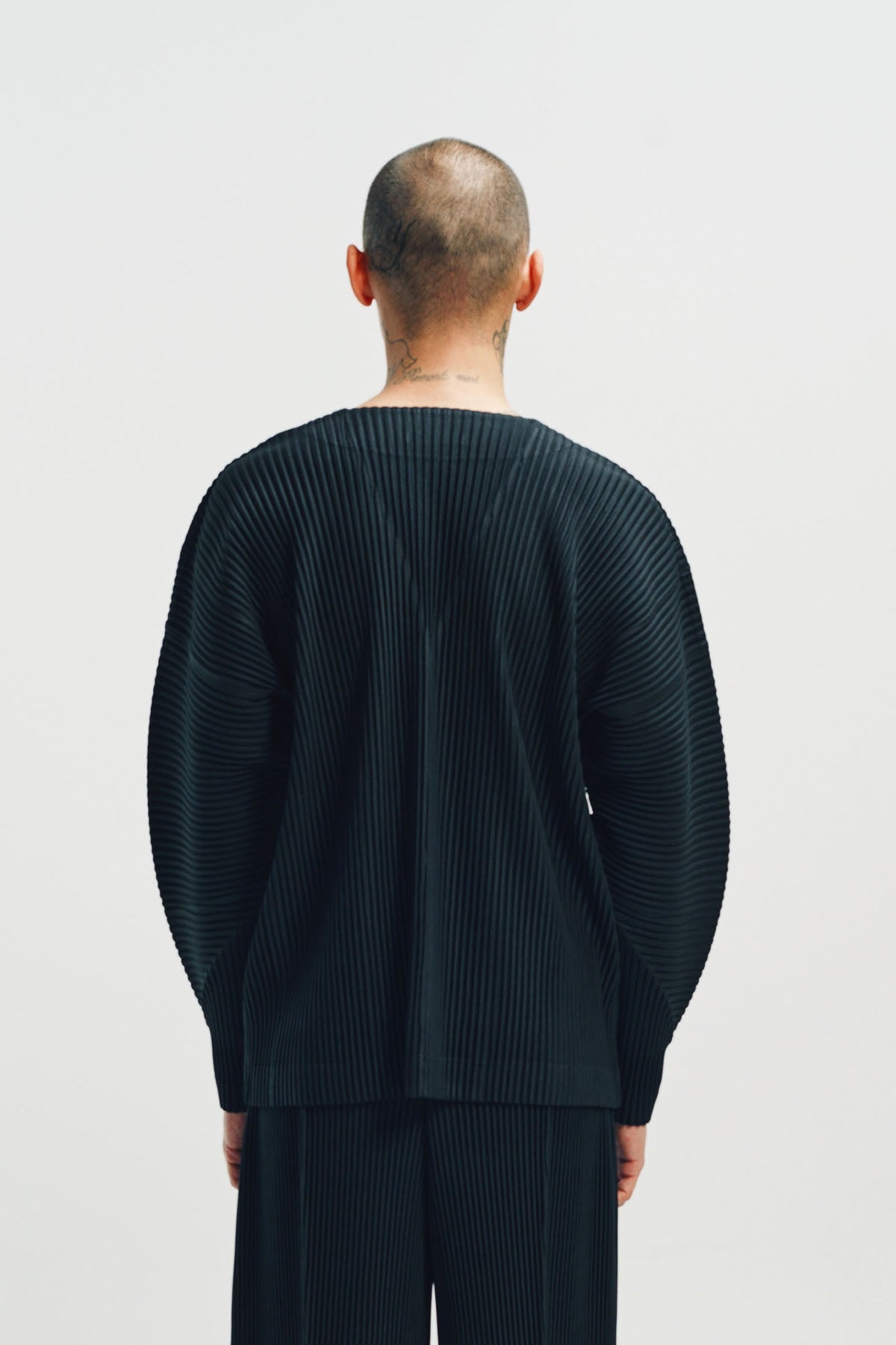 HOMME PLISSÉ ISSEY MIYAKE | PLEATED CARDIGAN