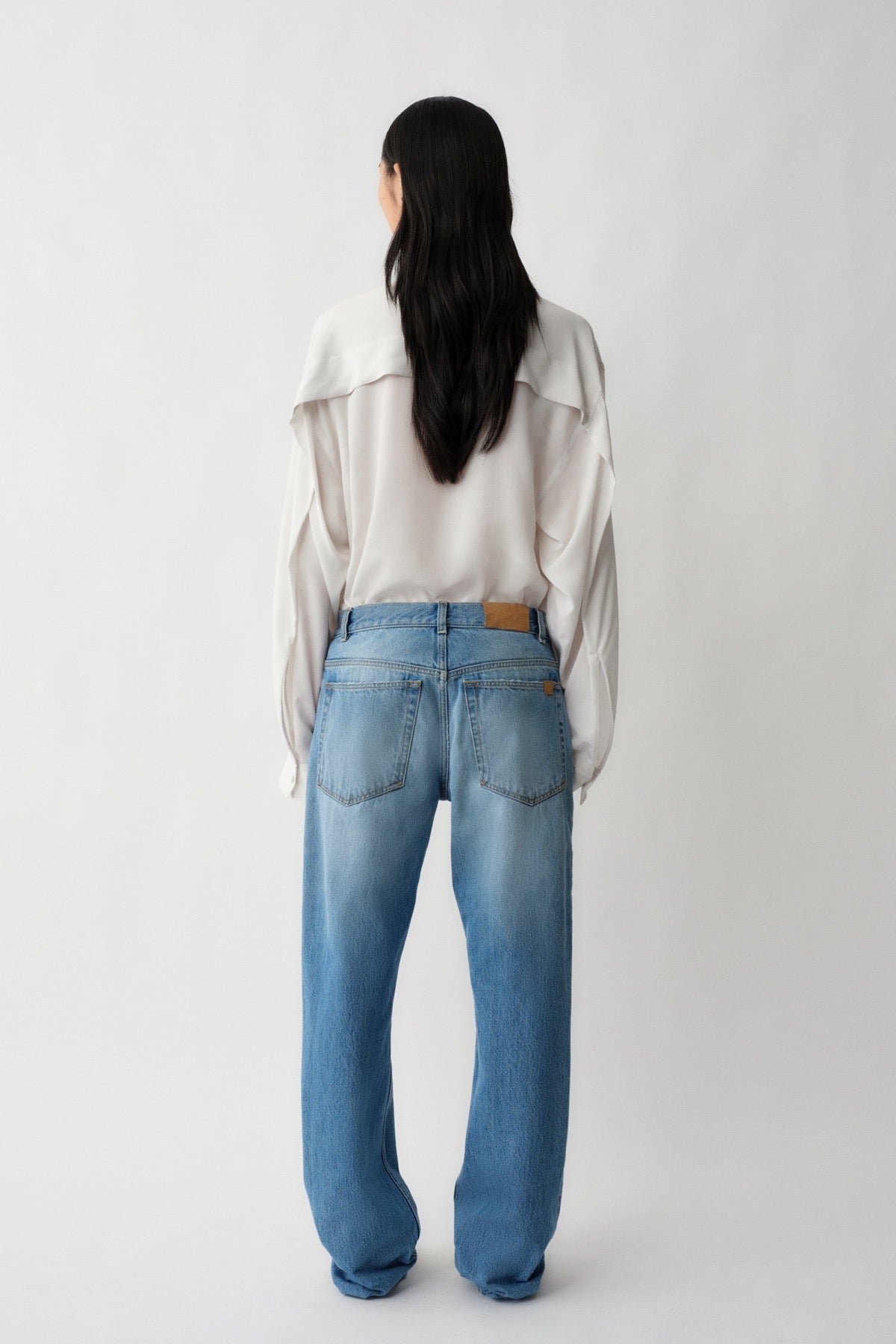 Calvin Klein | 02 Low Rise Straight Jeans